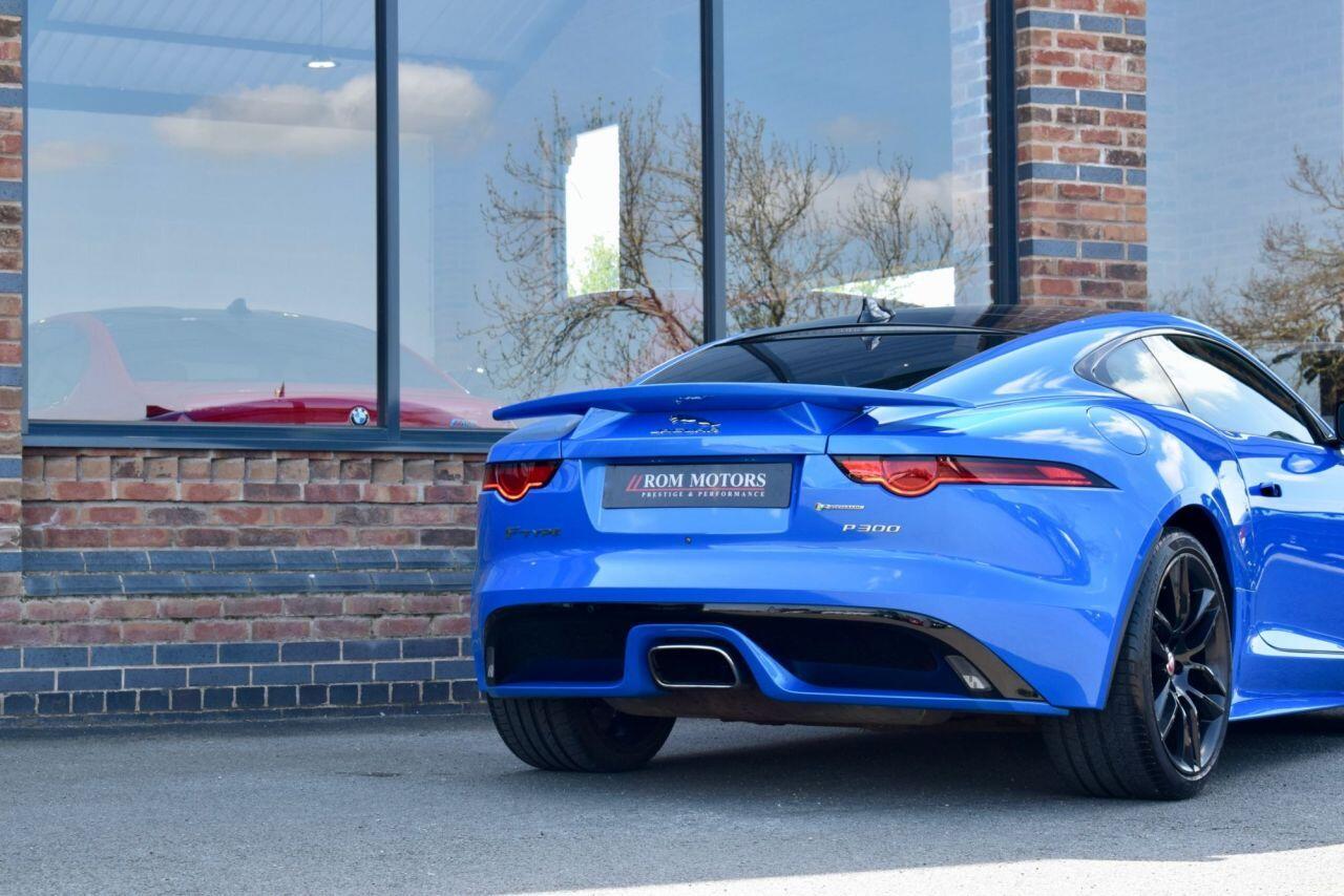 Jaguar F-Type view 48