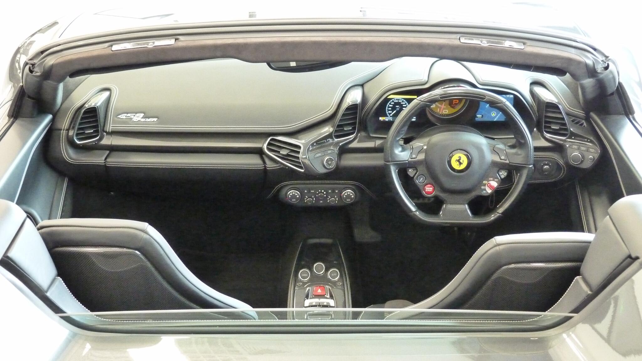 Ferrari 458 view 34