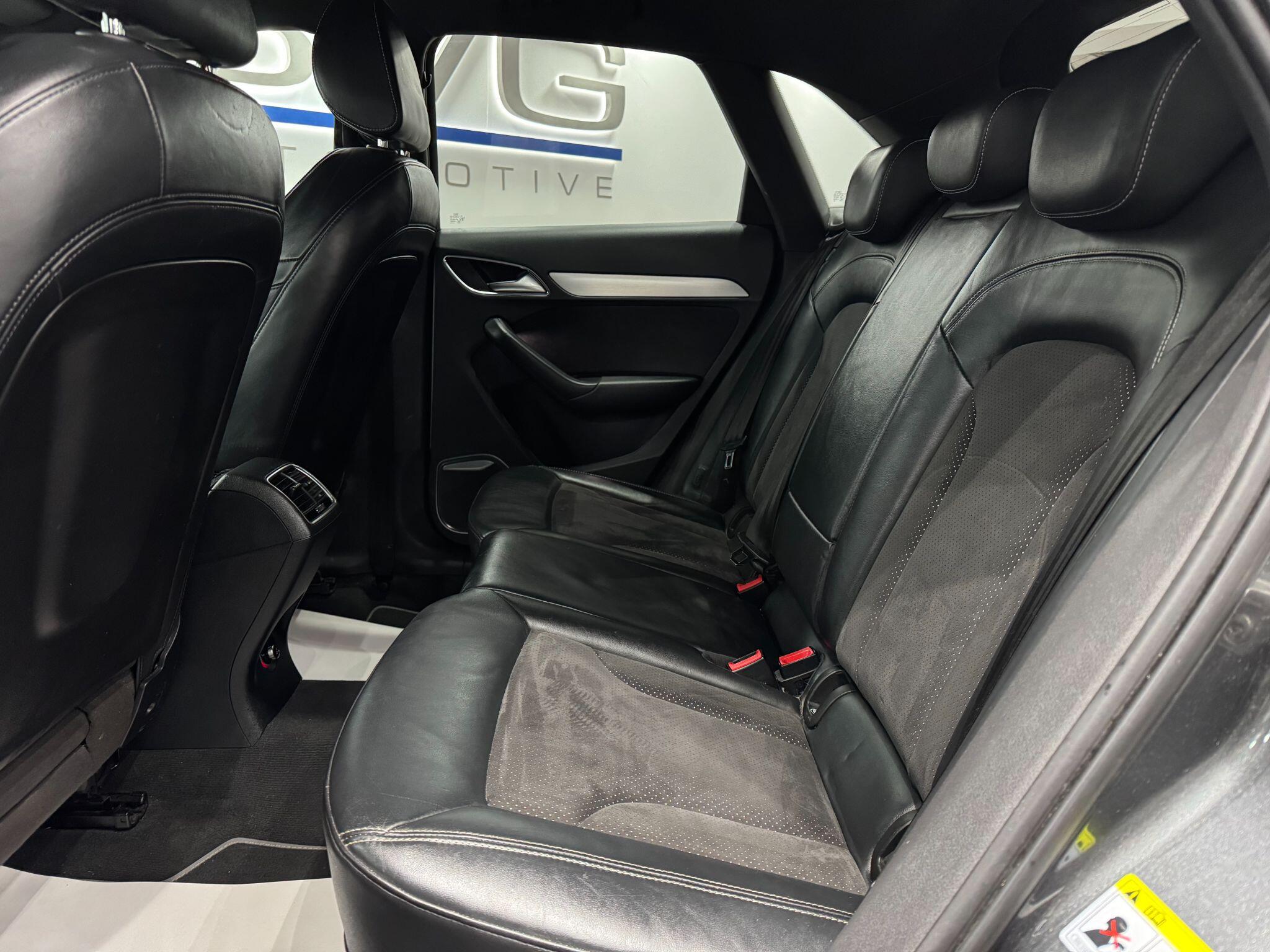 Audi Q3 view 53