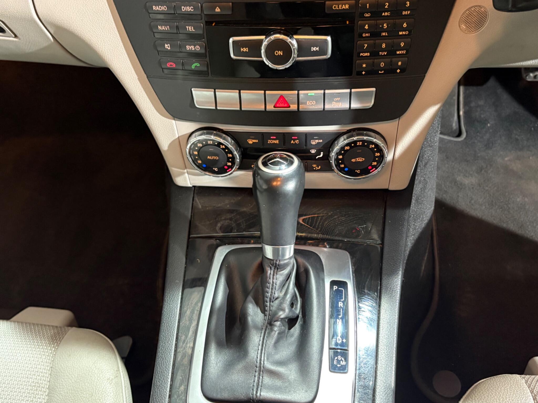 2012 Mercedes-Benz C Class image 23