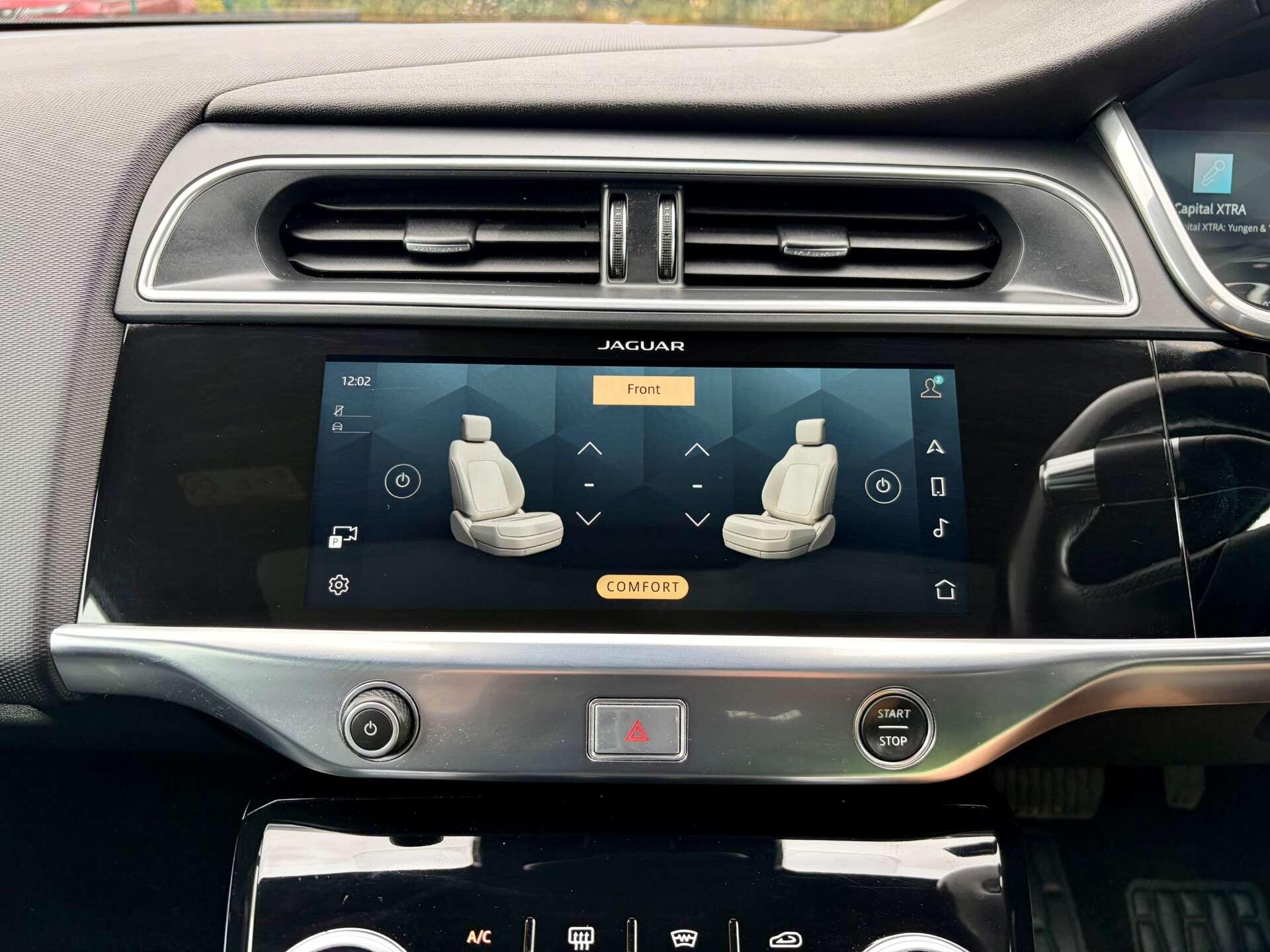 Jaguar I-Pace view 52