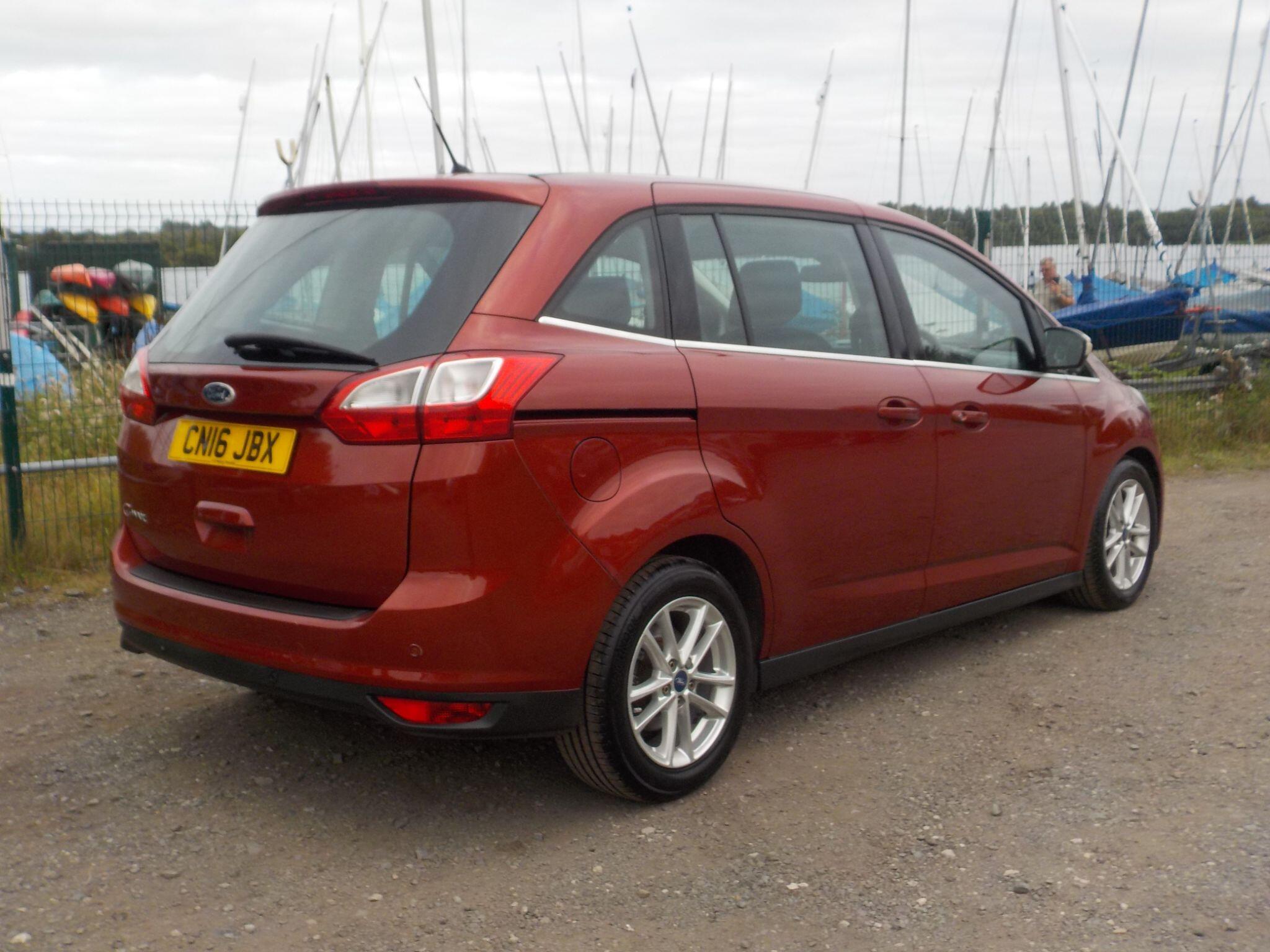 Ford Grand C-Max 1.5 TDCi Zetec Euro 6 (s/s) 5dr