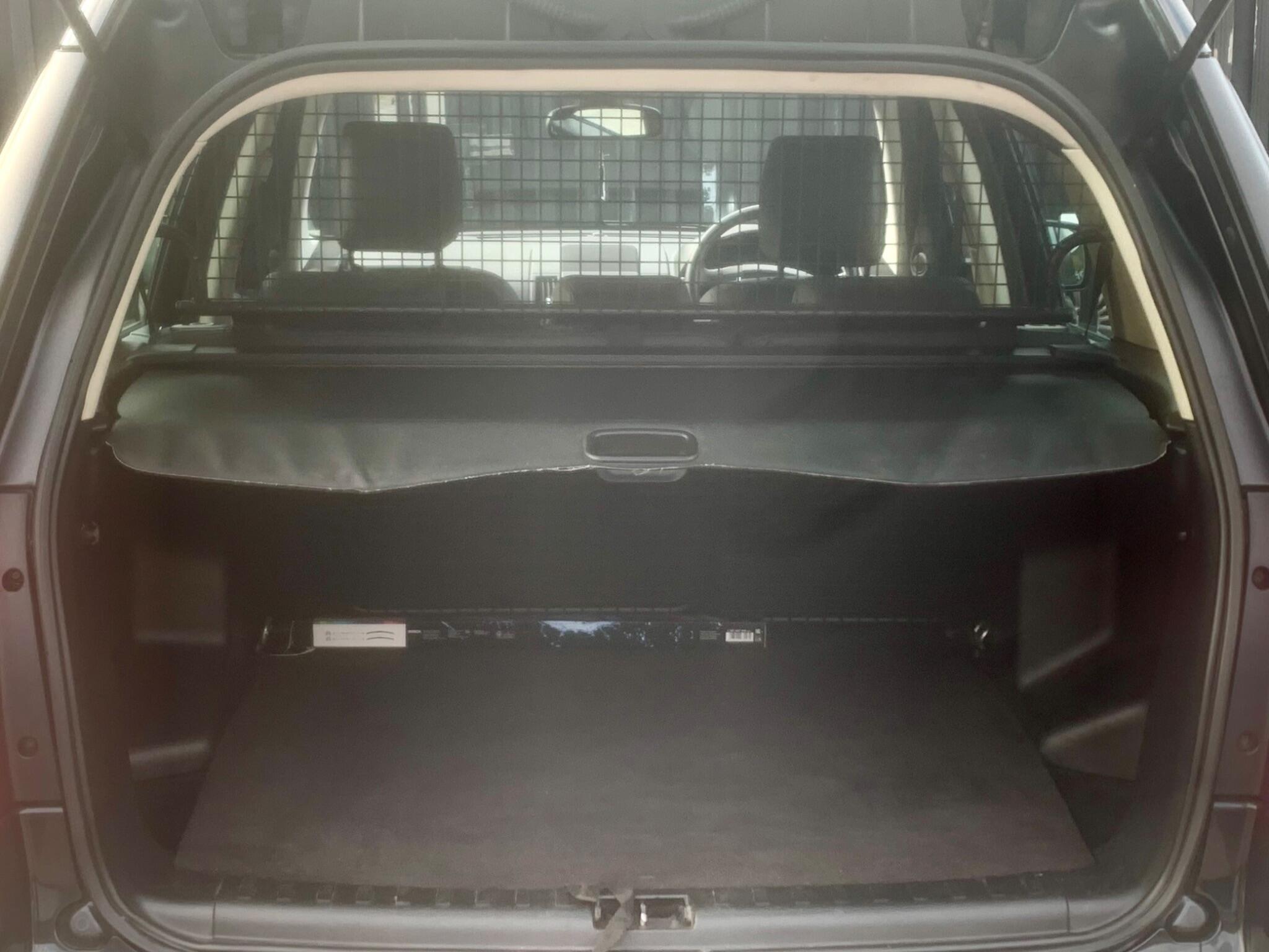 Land Rover Freelander 2 view 57