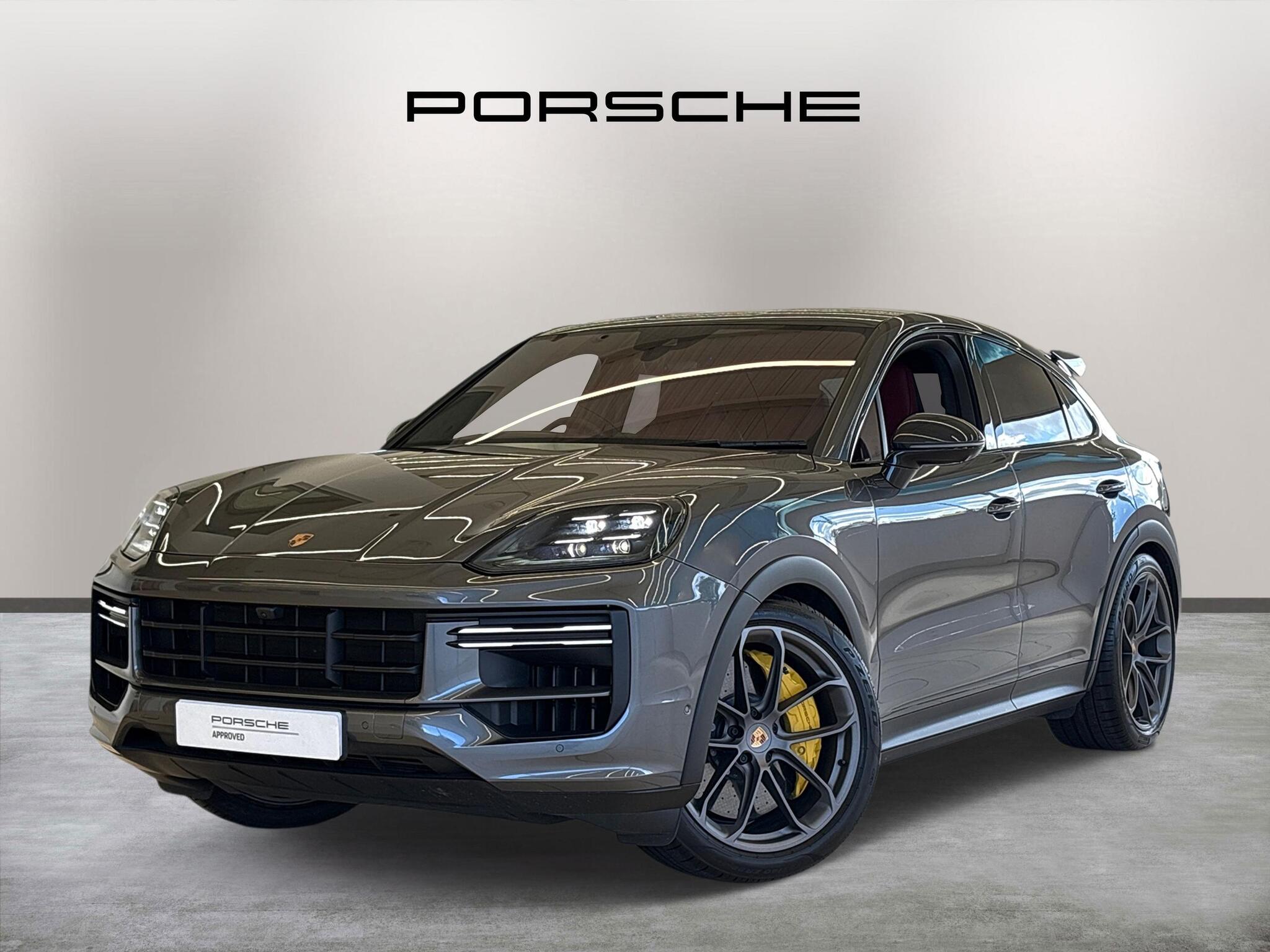 Porsche Cayenne view 3