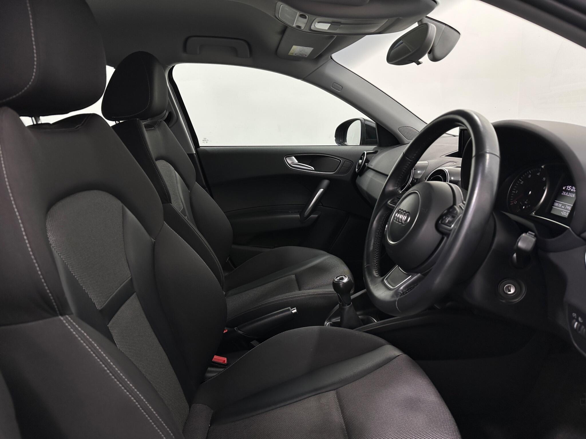 Audi A1 view 31