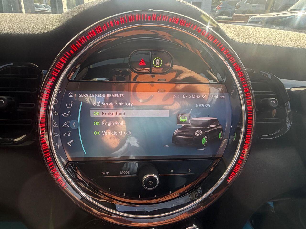 Mini Hatch view 40