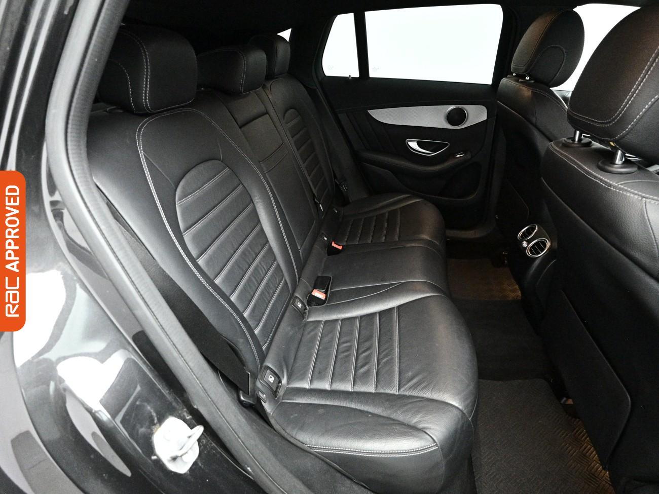 Mercedes-Benz EQC view 13