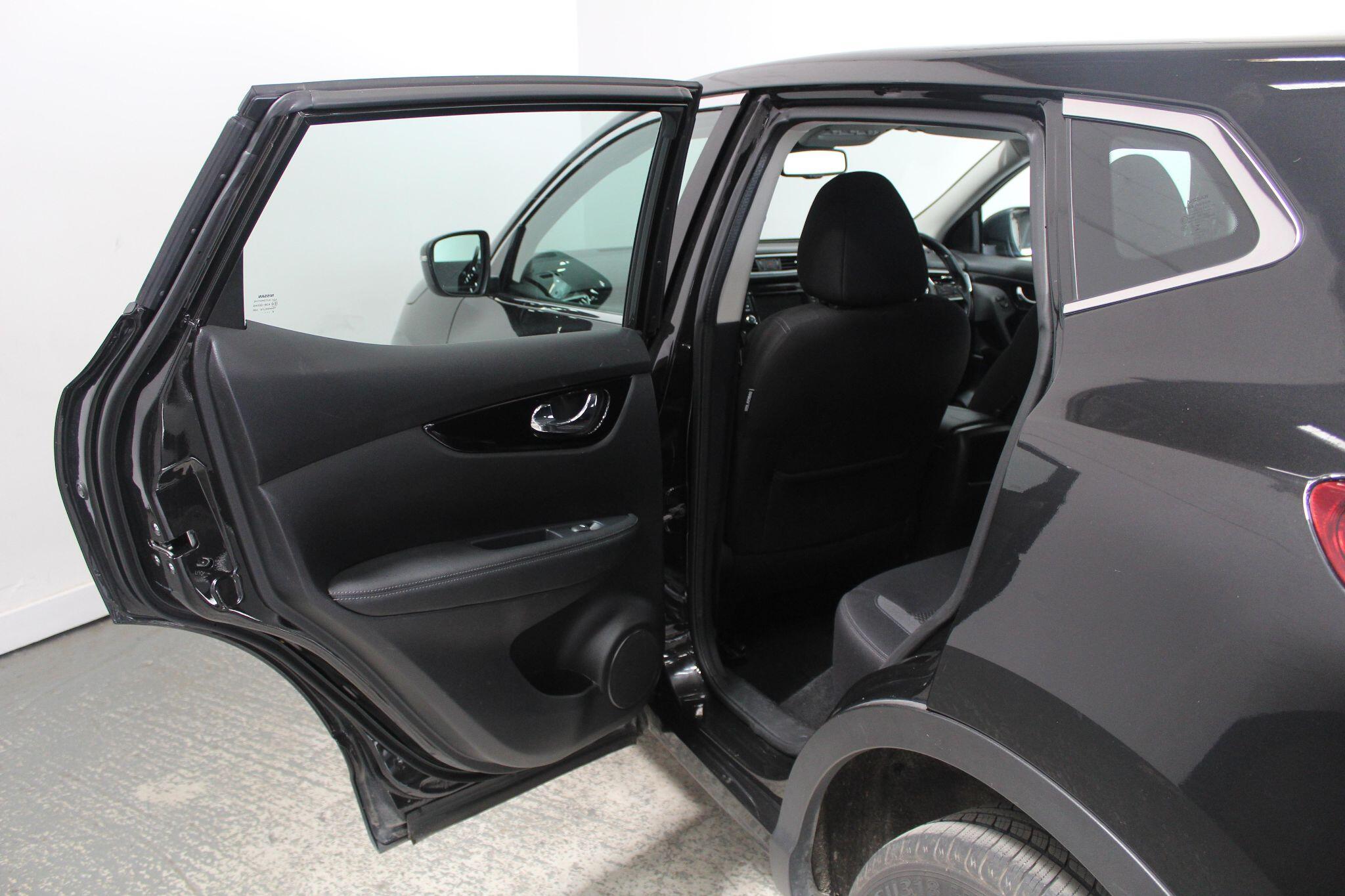 Nissan Qashqai view 27