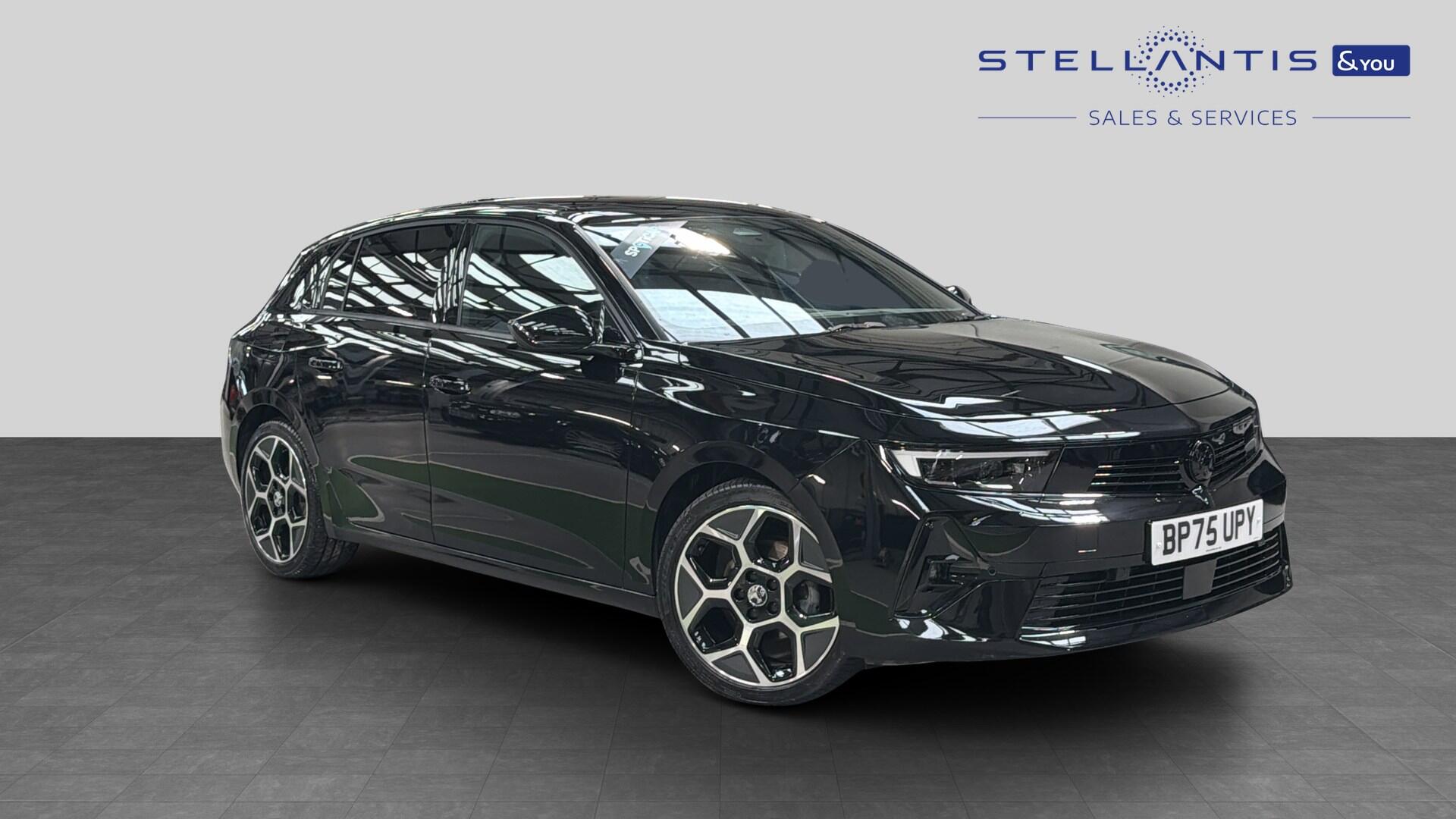 2025 Vauxhall Astra