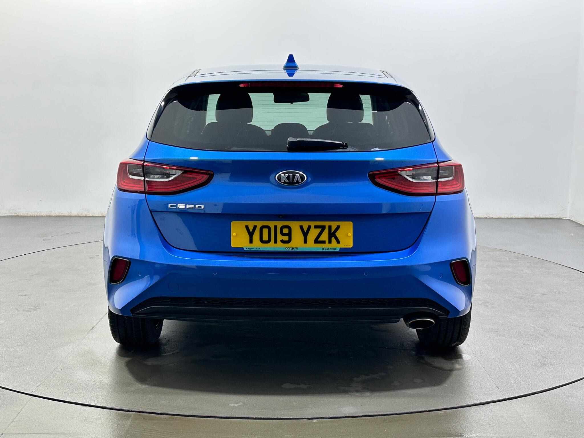 Kia Ceed view 7