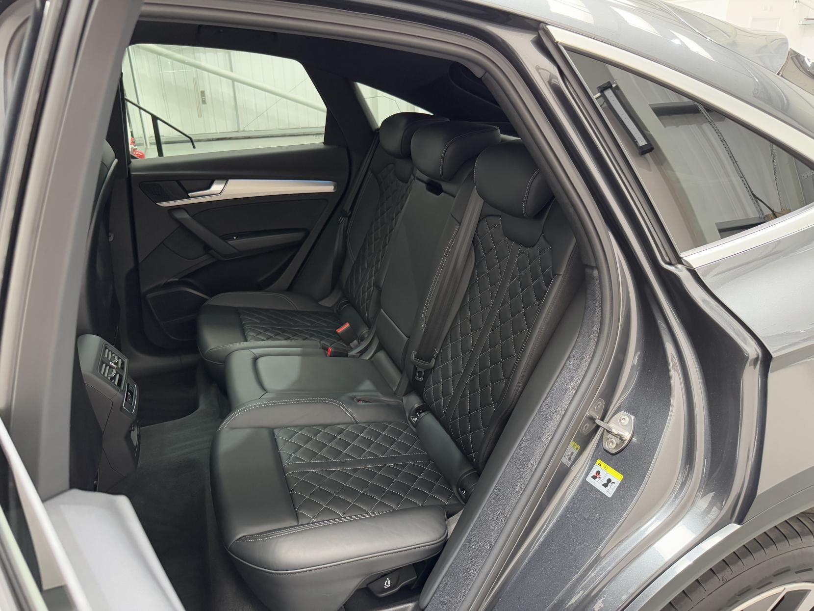 Audi Q5 view 55