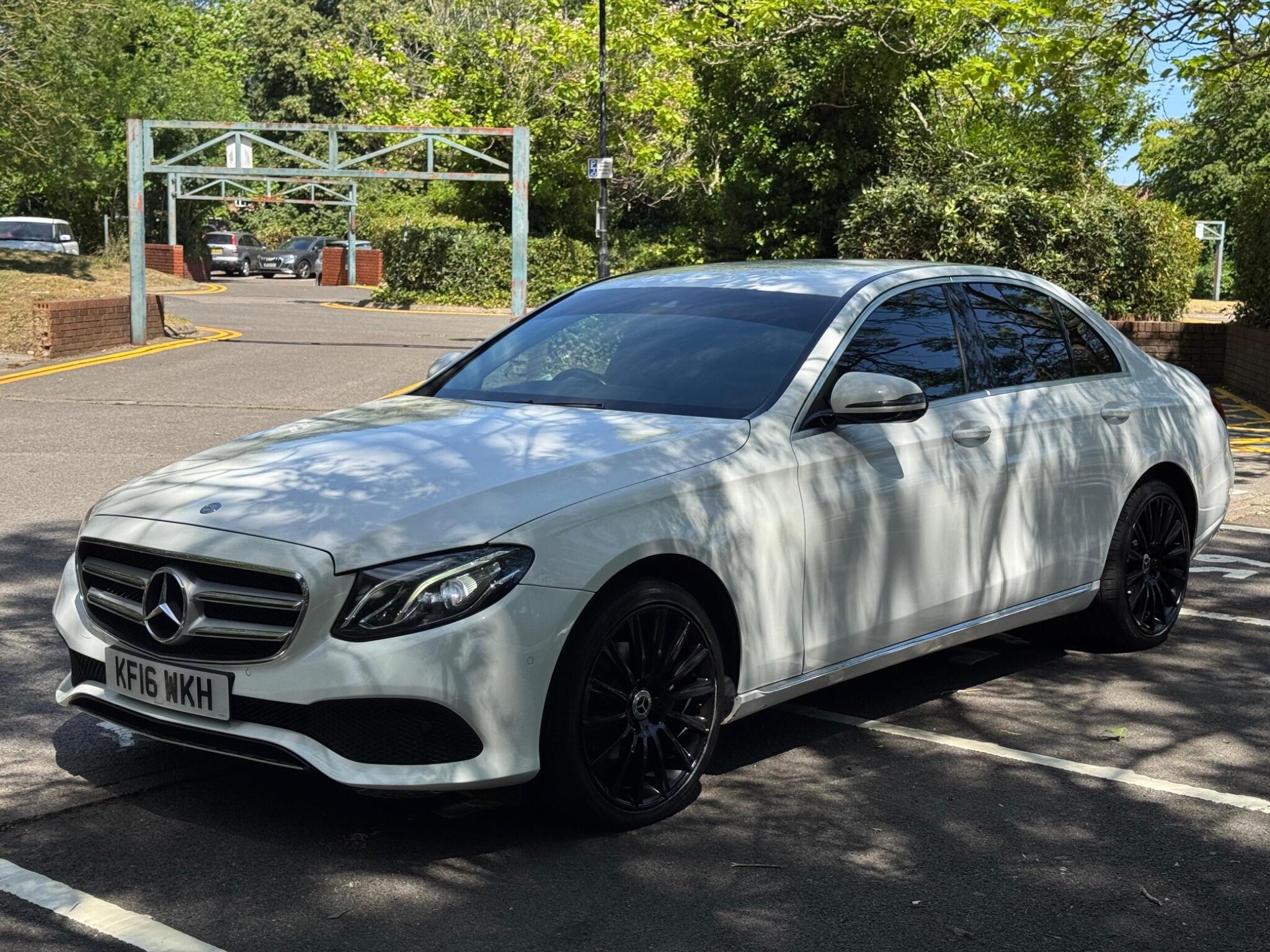 Mercedes-Benz E-Class view 7