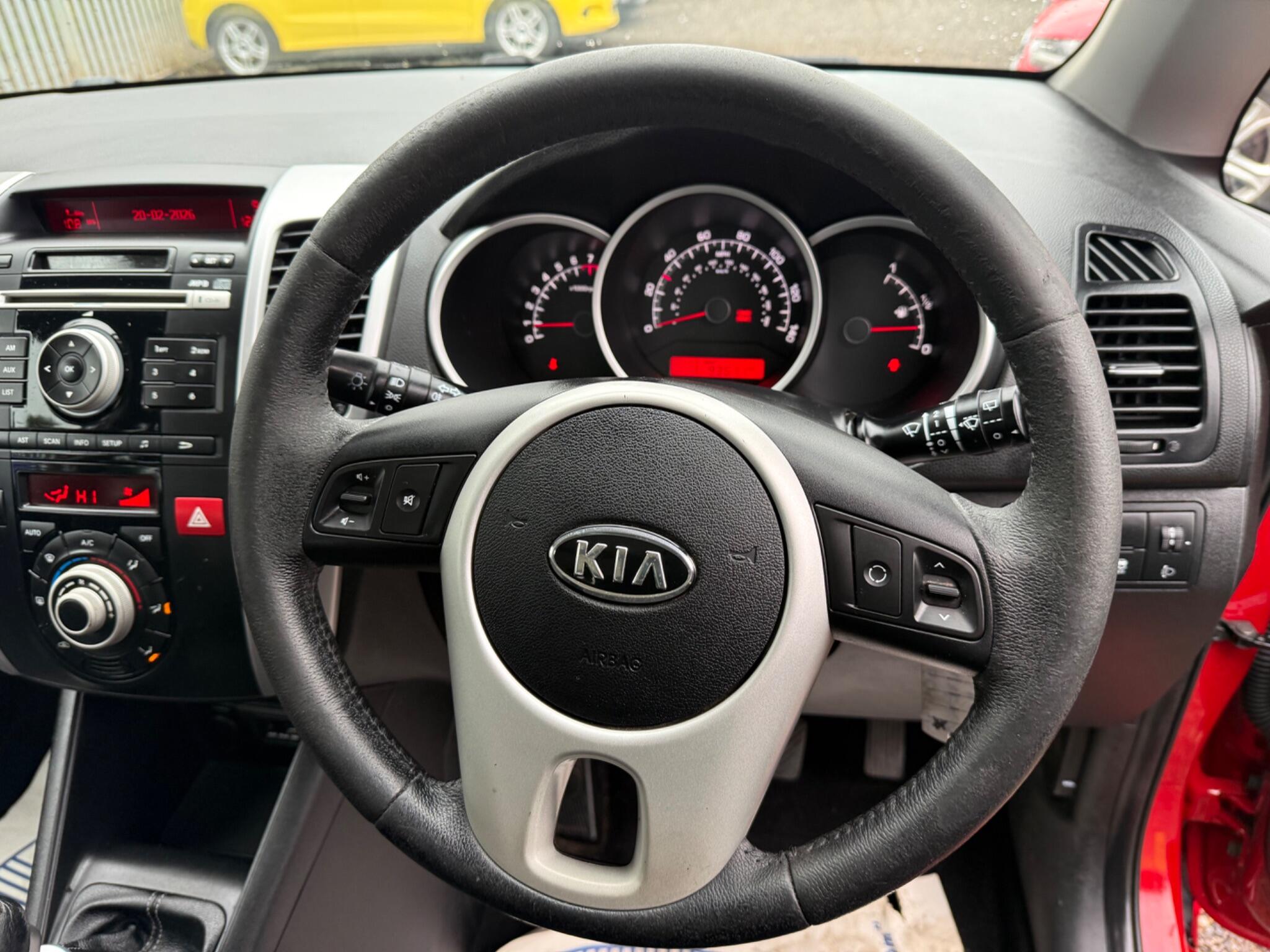 2010 Kia Venga image 10