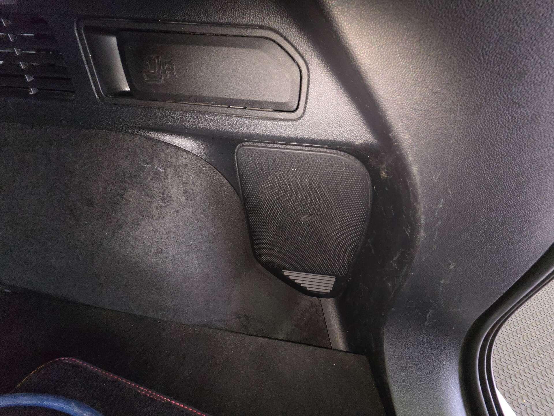Ford Kuga view 14
