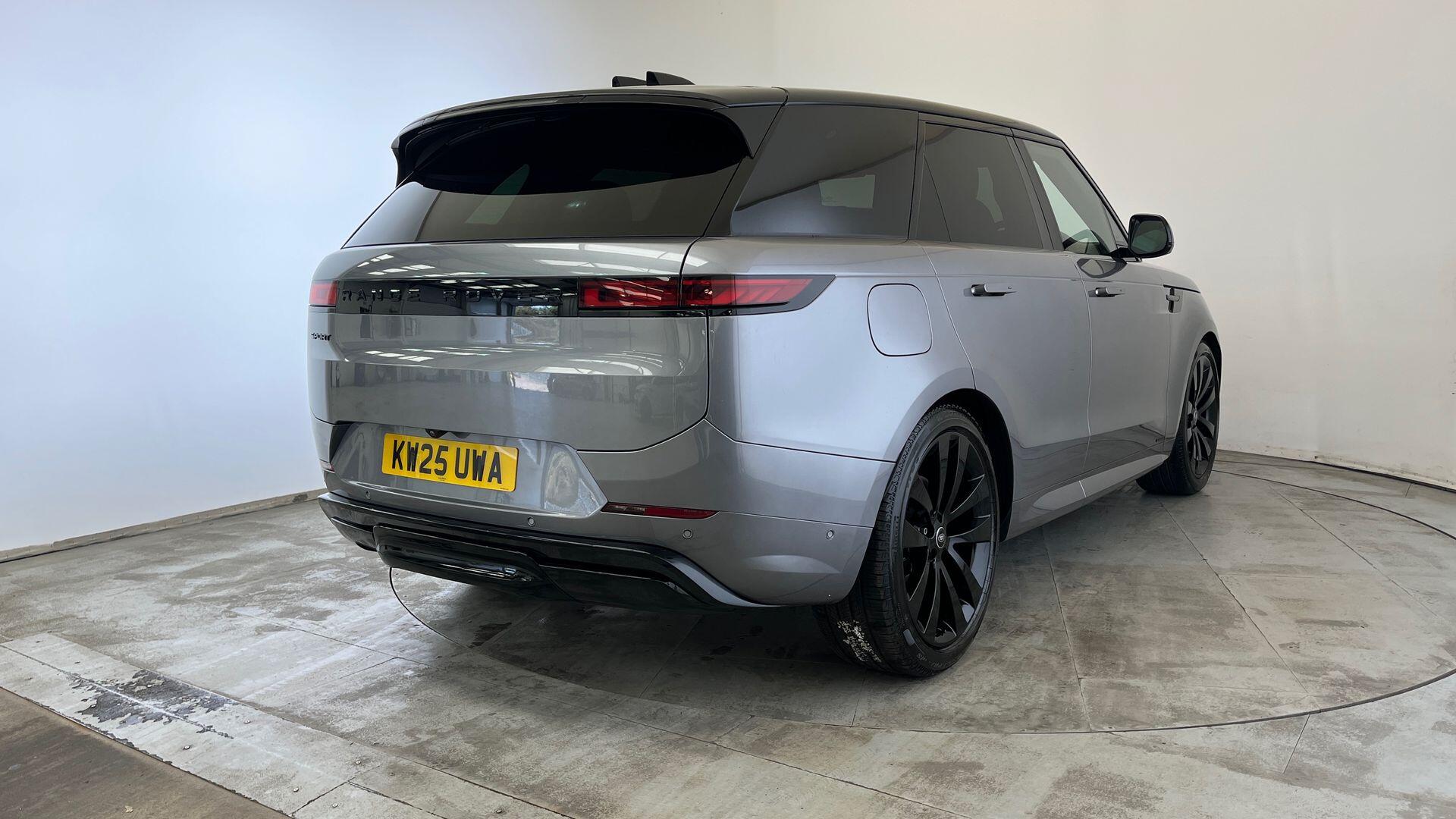 Land Rover Range Rover Sport view 29