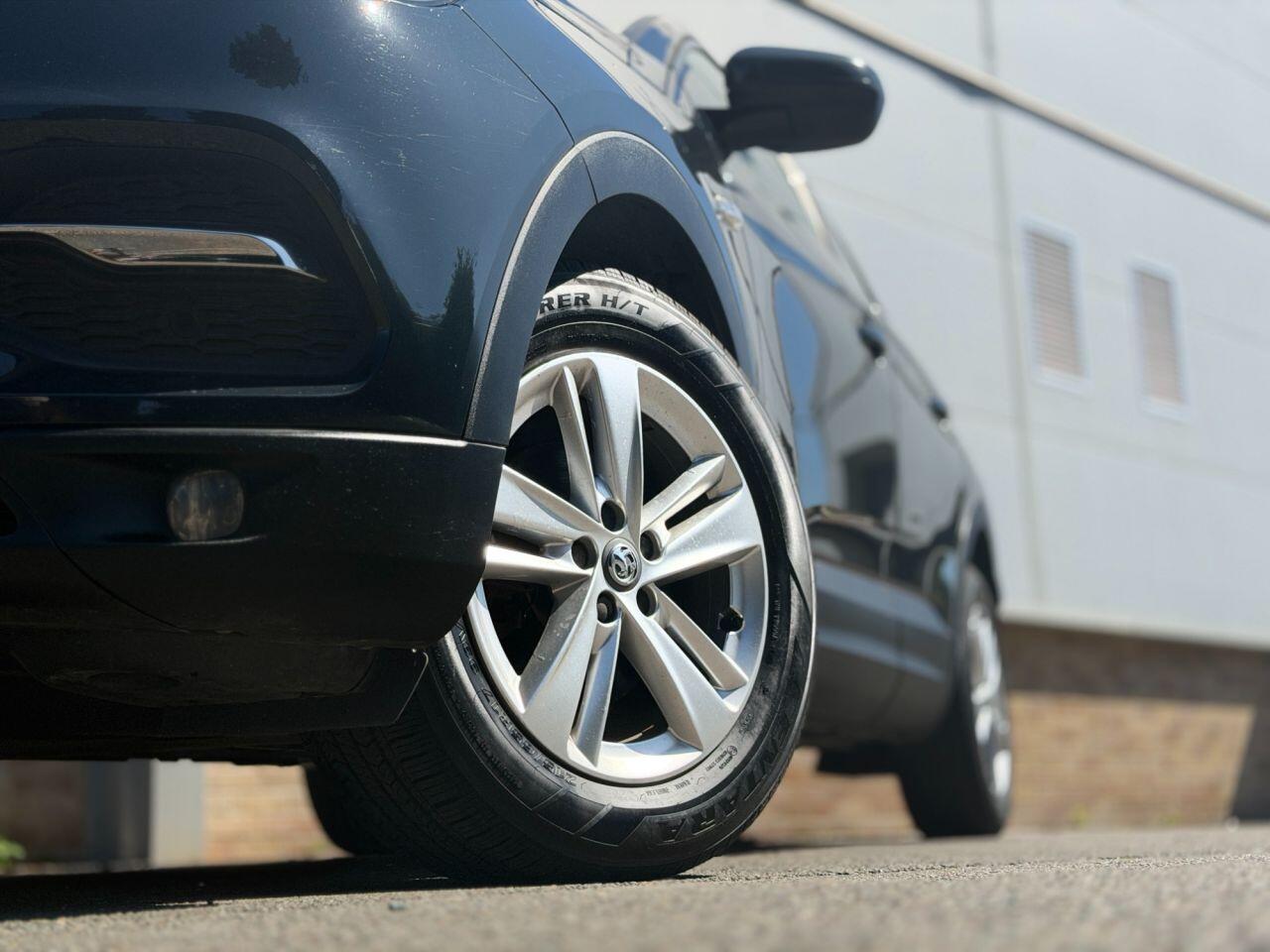 Vauxhall Grandland X view 5
