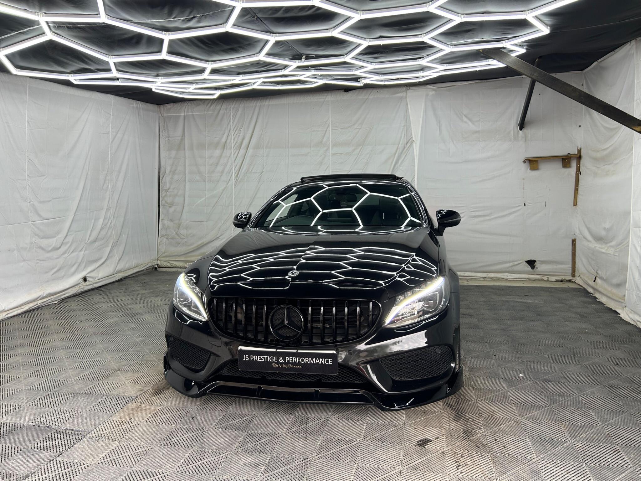 Mercedes-Benz C-Class view 6