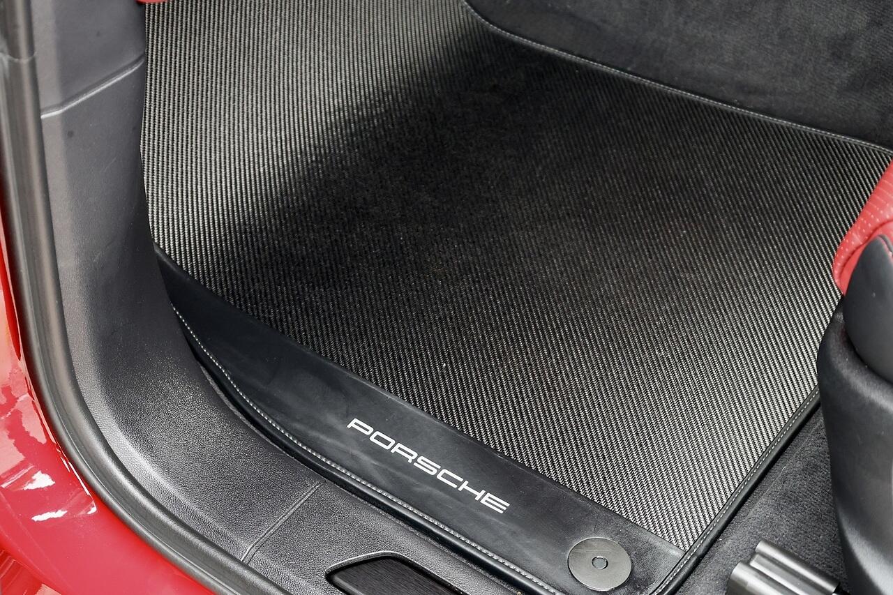 Porsche Cayenne view 47