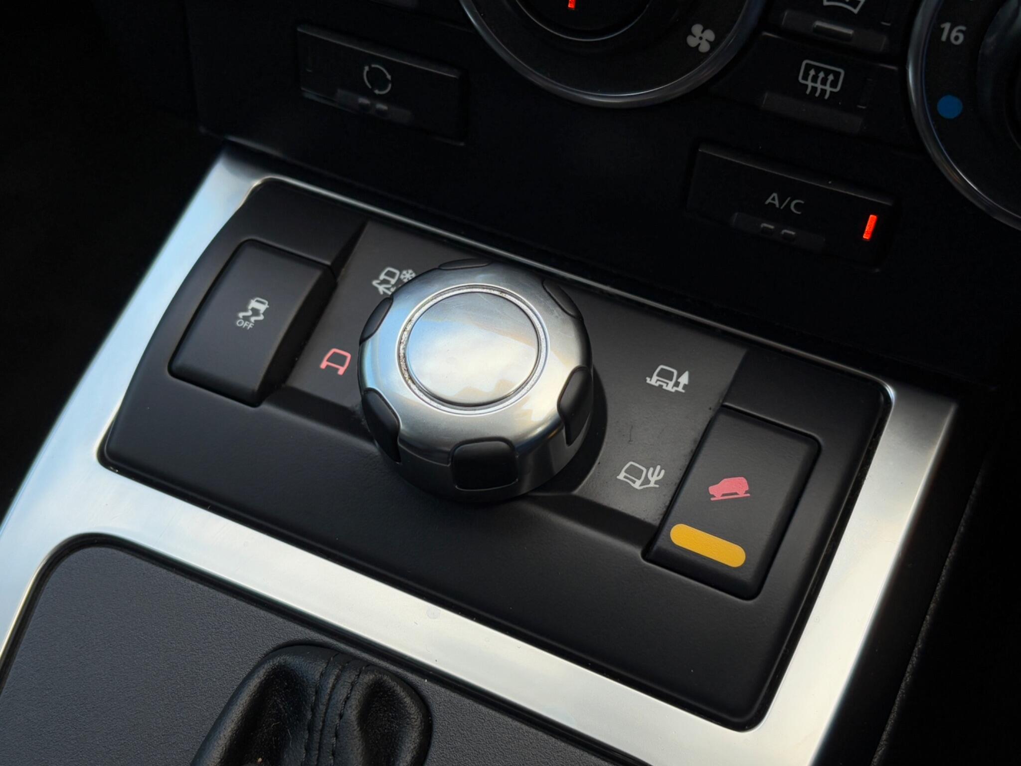 Land Rover Freelander view 34
