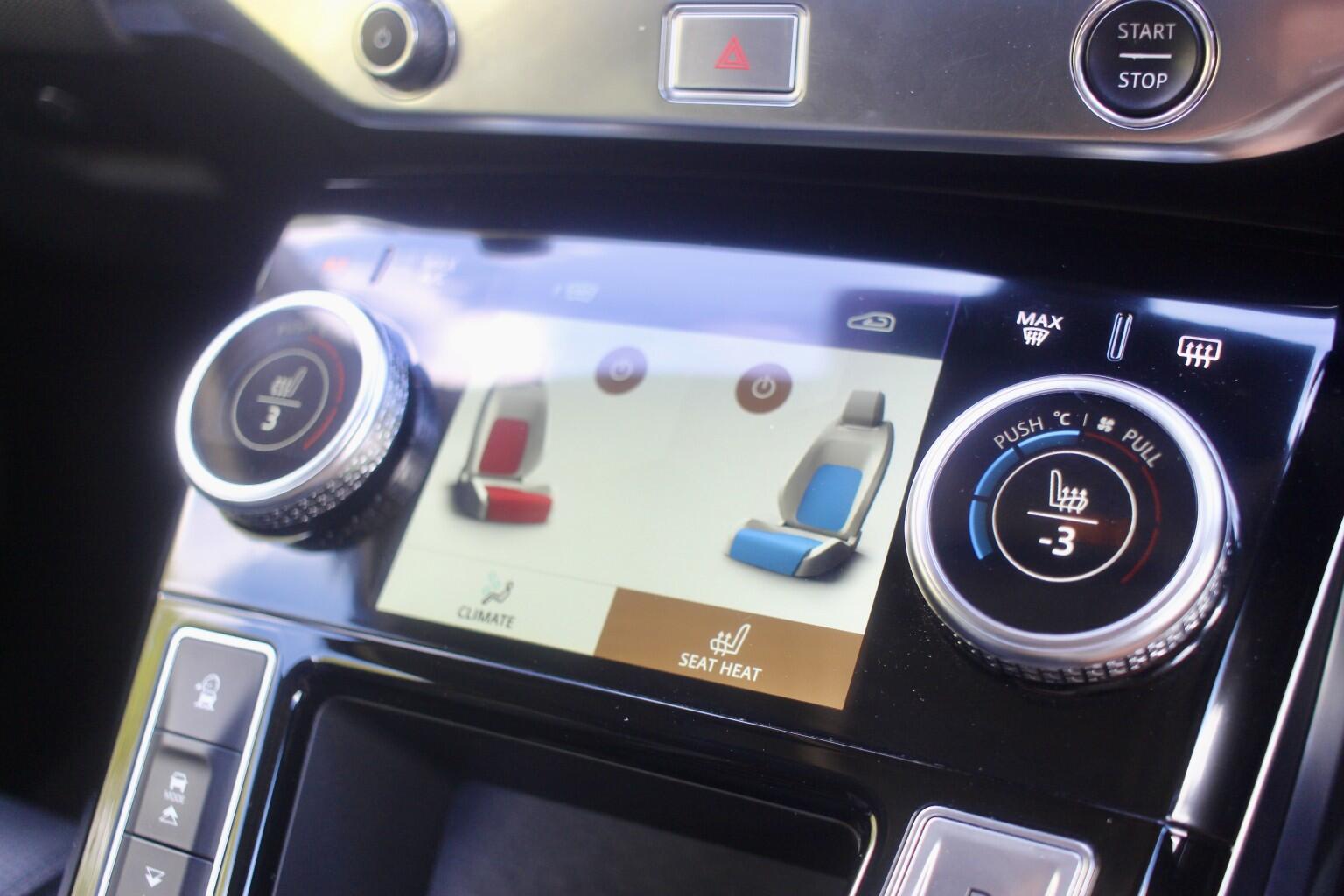 Jaguar I-Pace view 18