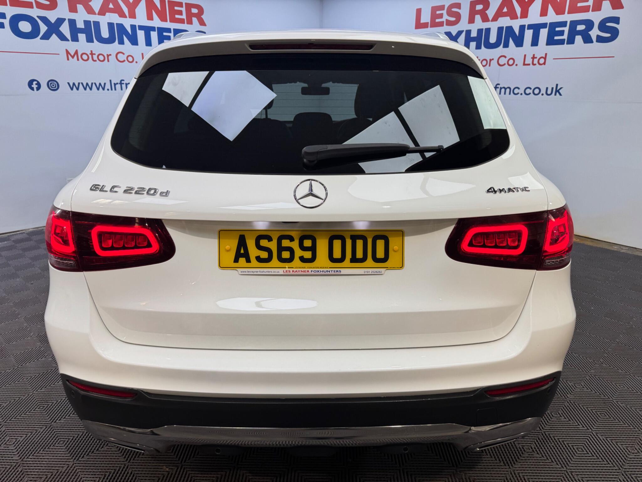 Mercedes-Benz GLC view 29