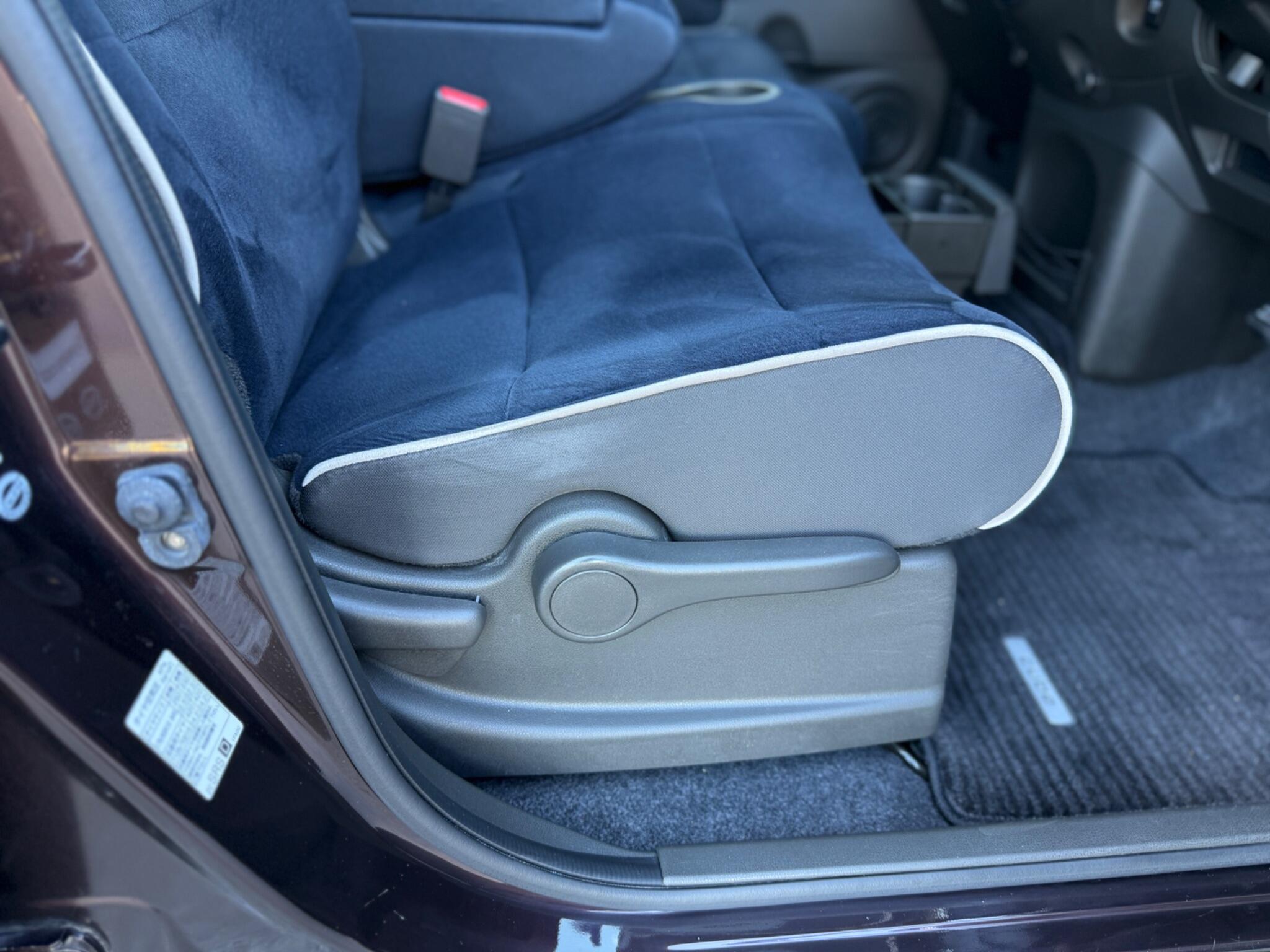 Nissan Cube view 27
