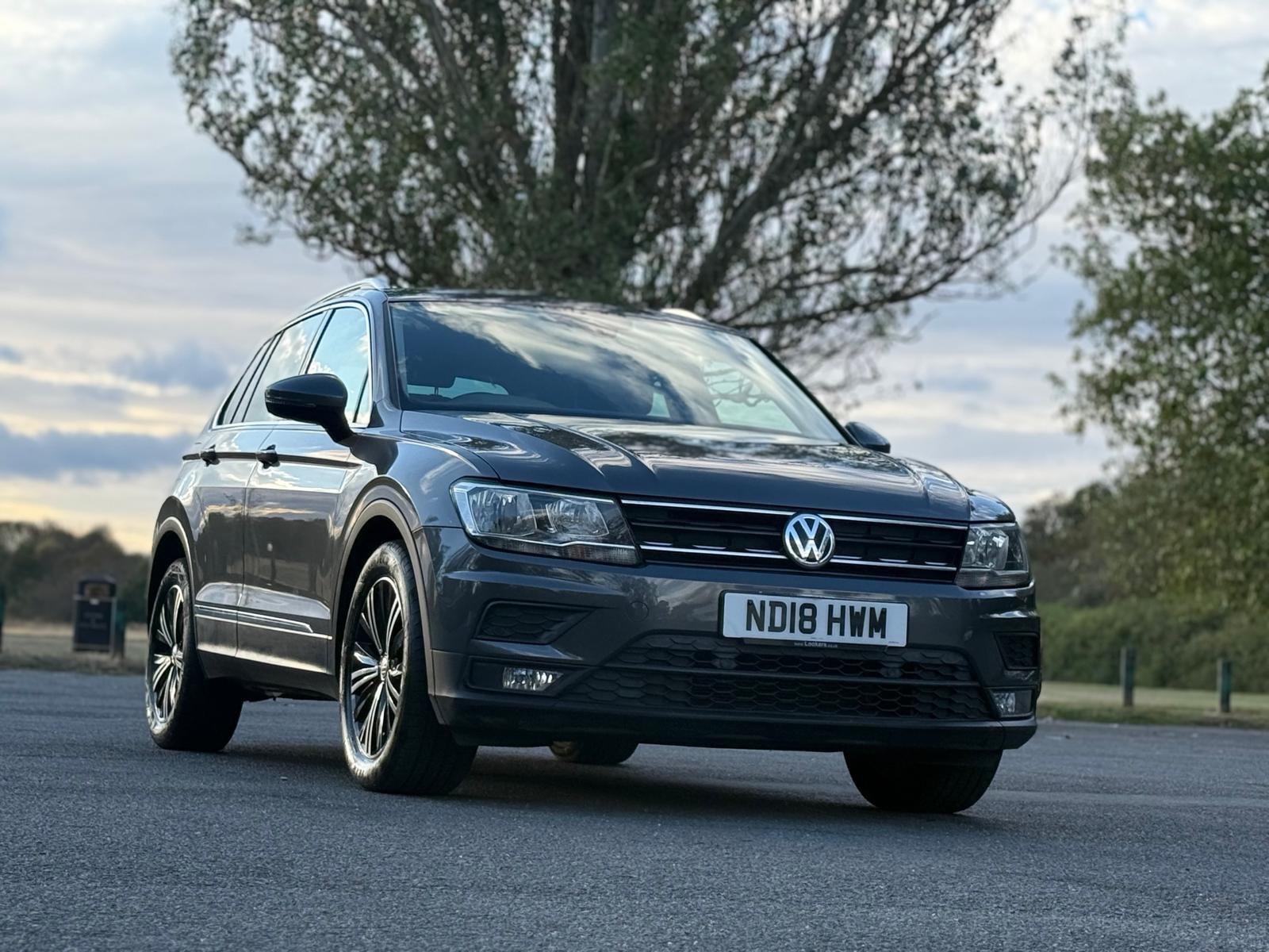 Volkswagen Tiguan view 5