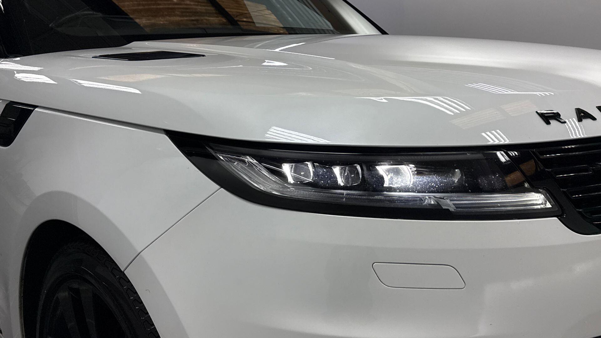 Land Rover Range Rover Sport view 17