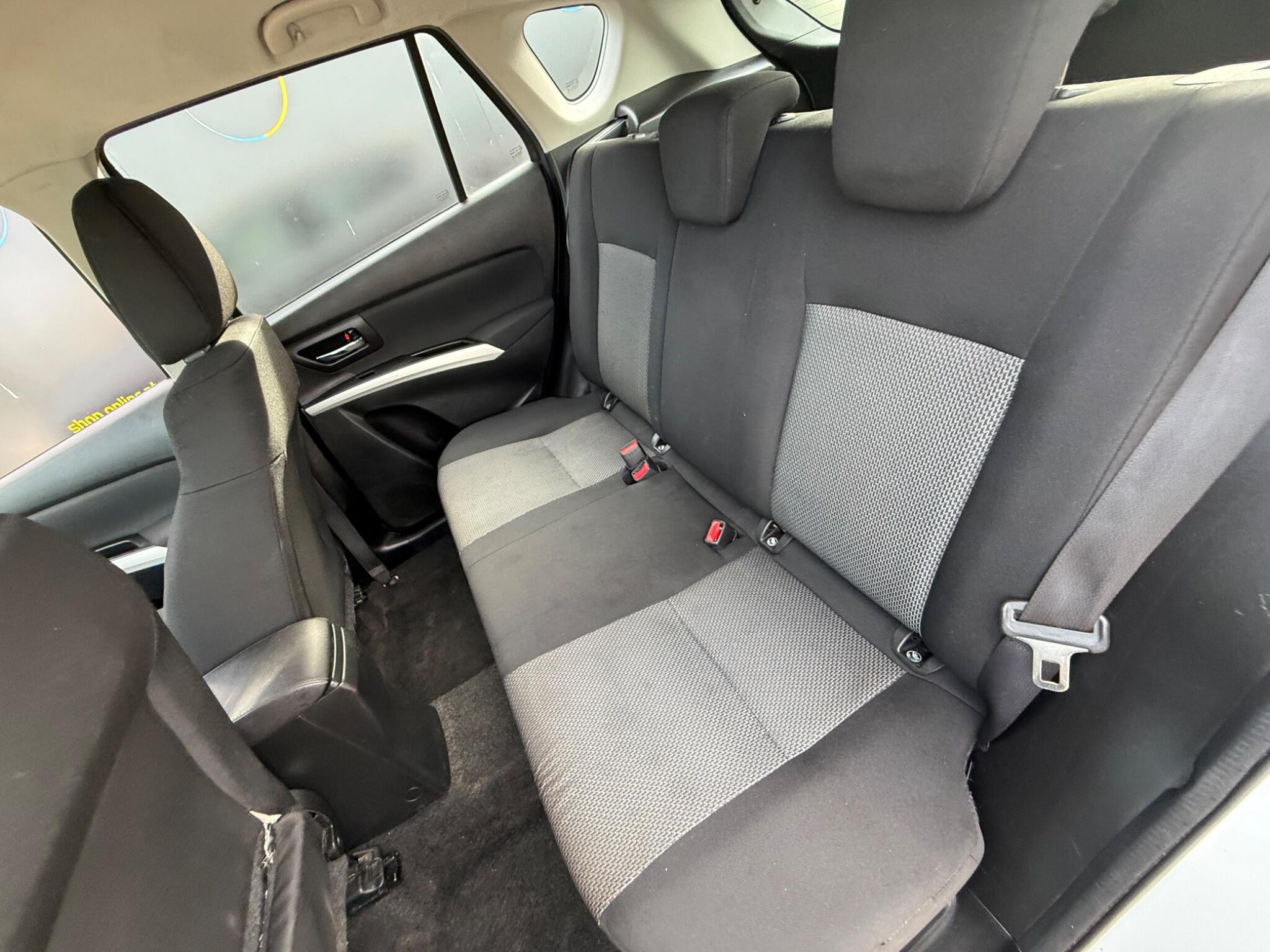 Suzuki SX4 S-Cross view 25