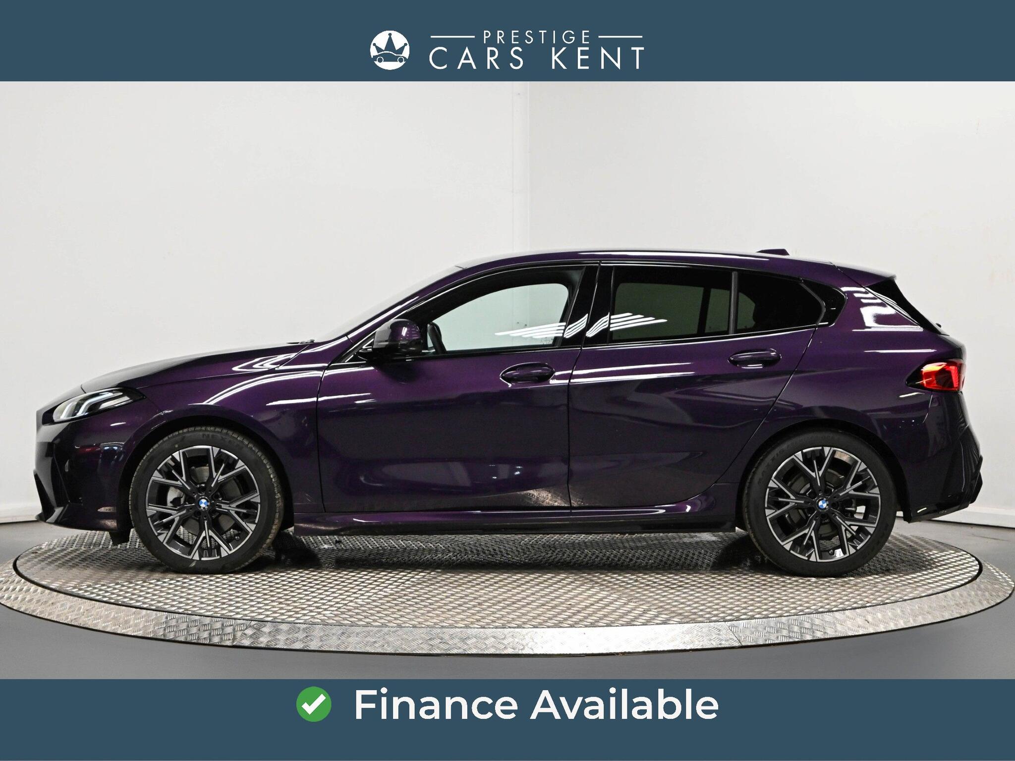 BMW 1 Series view 4