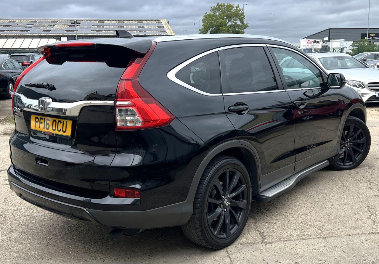 Honda CR-V view 3