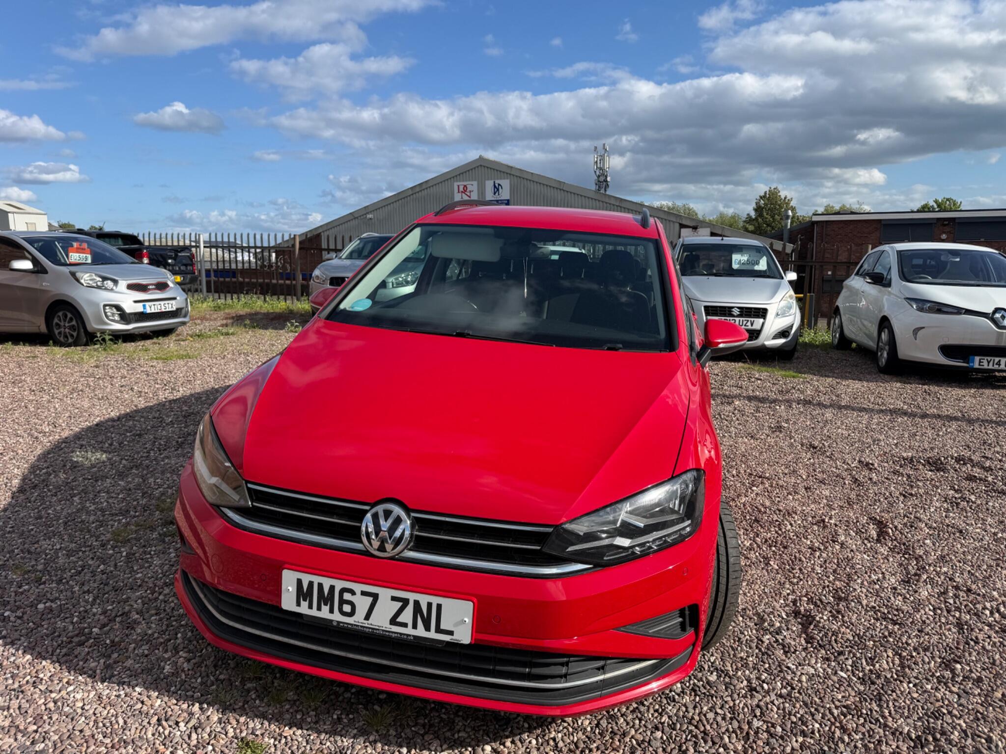 Volkswagen Golf Sportsvan view 17
