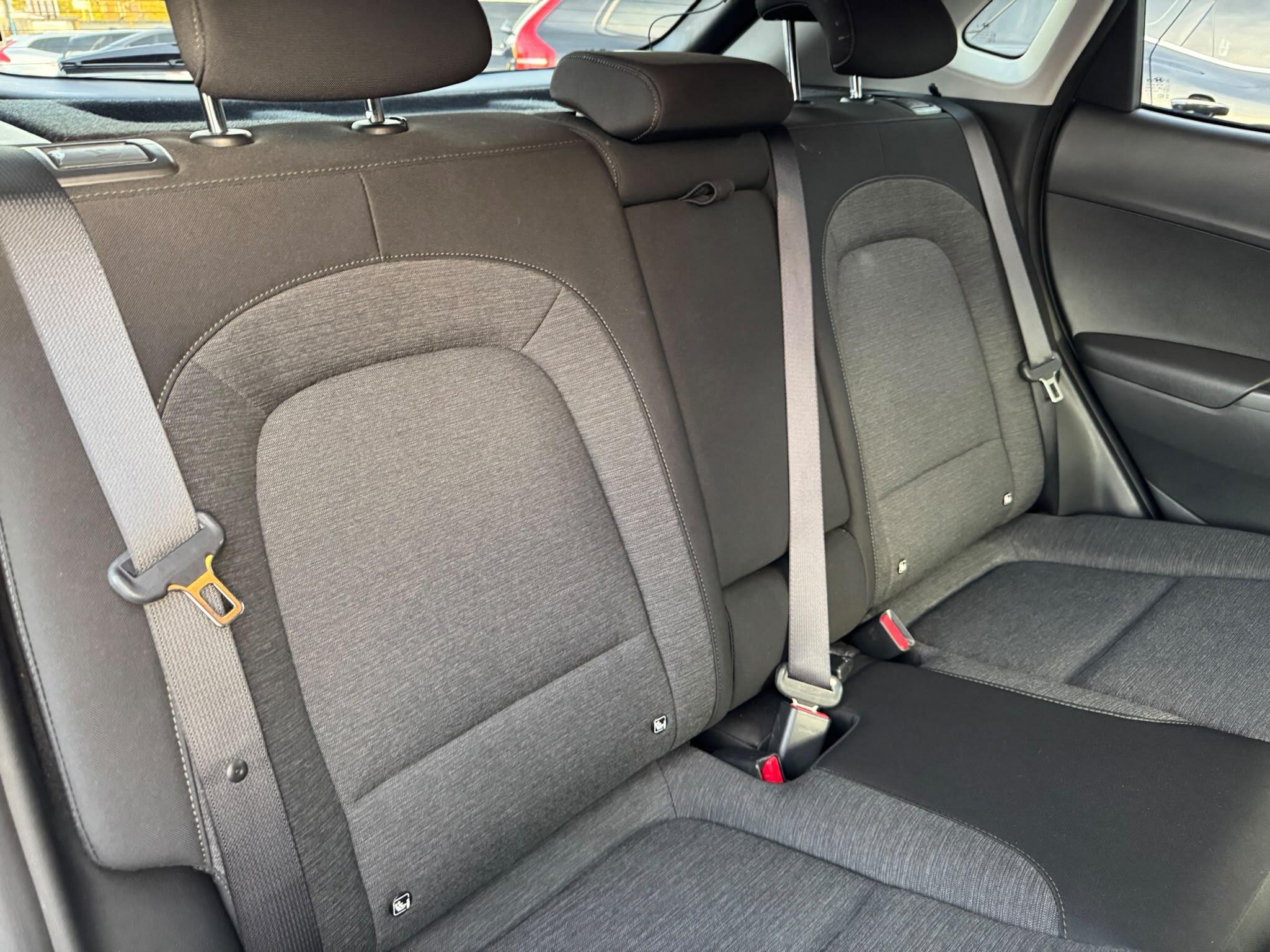 Hyundai Kona view 45