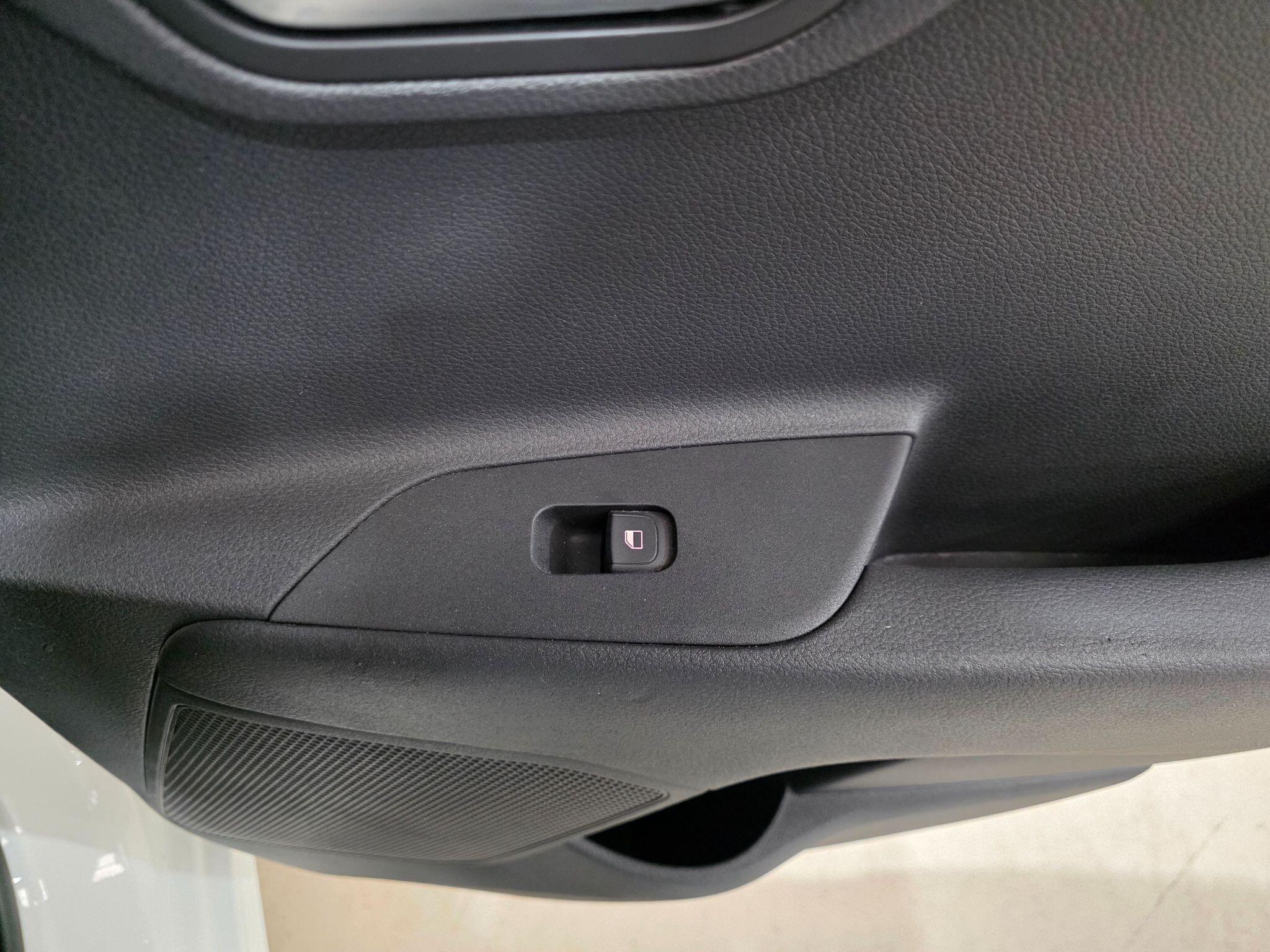 Kia Rio view 21