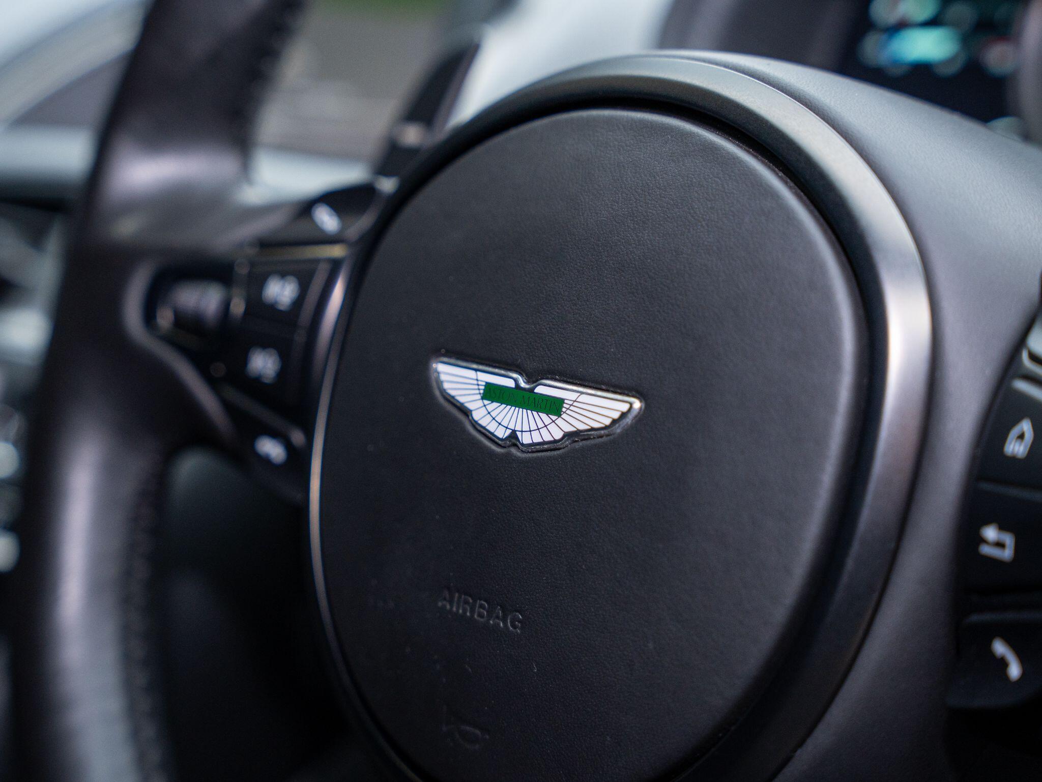 Aston Martin DB11 view 29