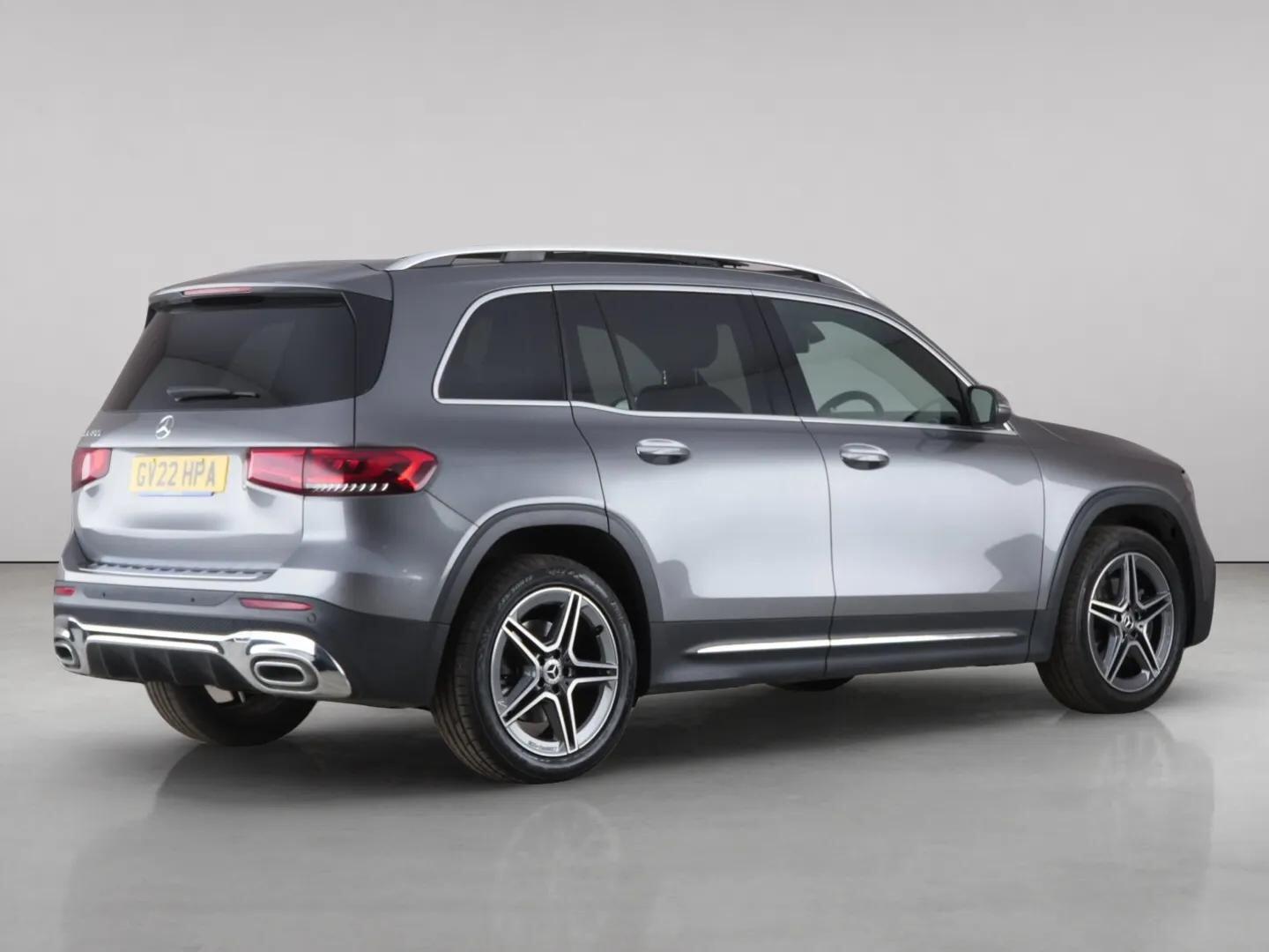 Mercedes-Benz GLB view 6