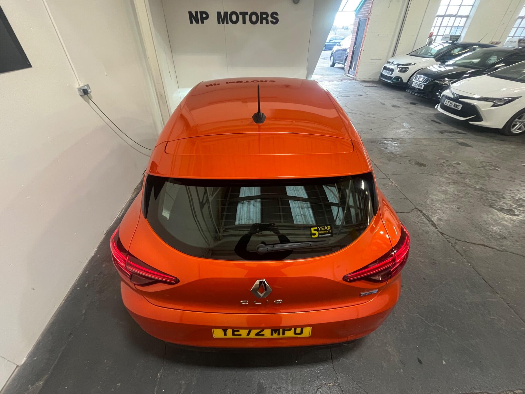2022 Renault Clio 1.6 E-TECH Evolution Auto Euro 6 (s/s) 5dr • 33,021 miles image 9