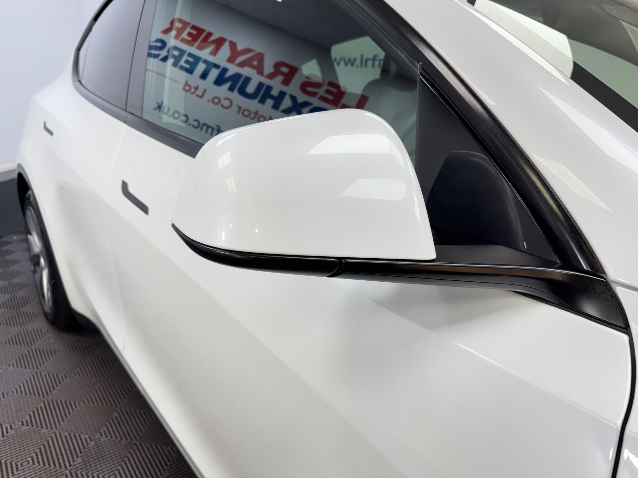 Tesla Model Y view 21