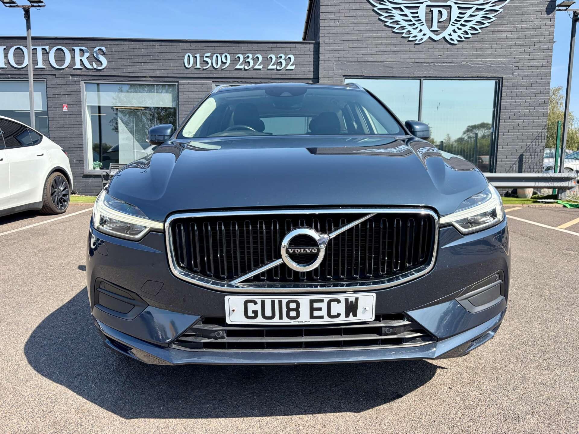 Volvo XC60 view 3