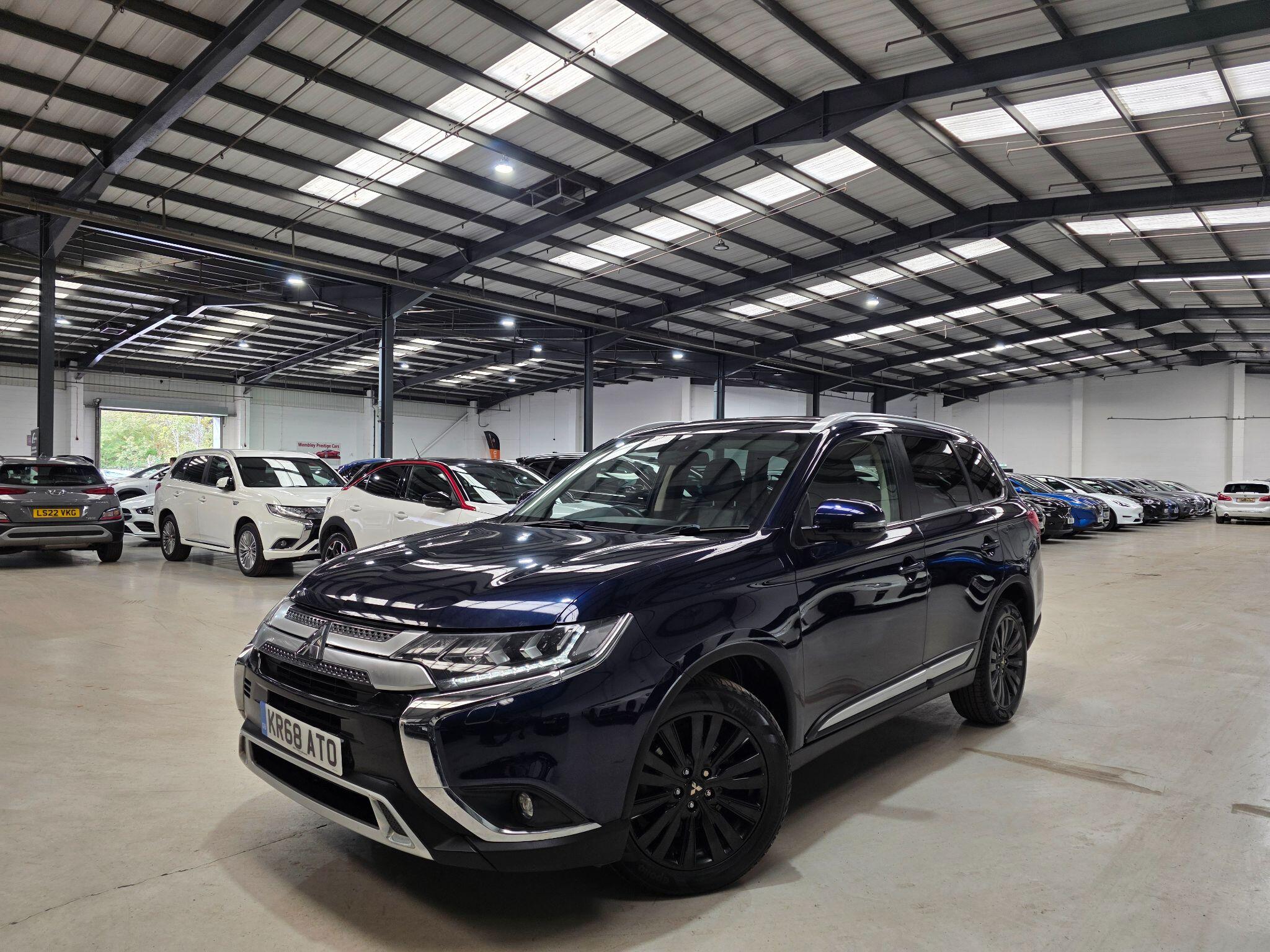 Mitsubishi Outlander main image