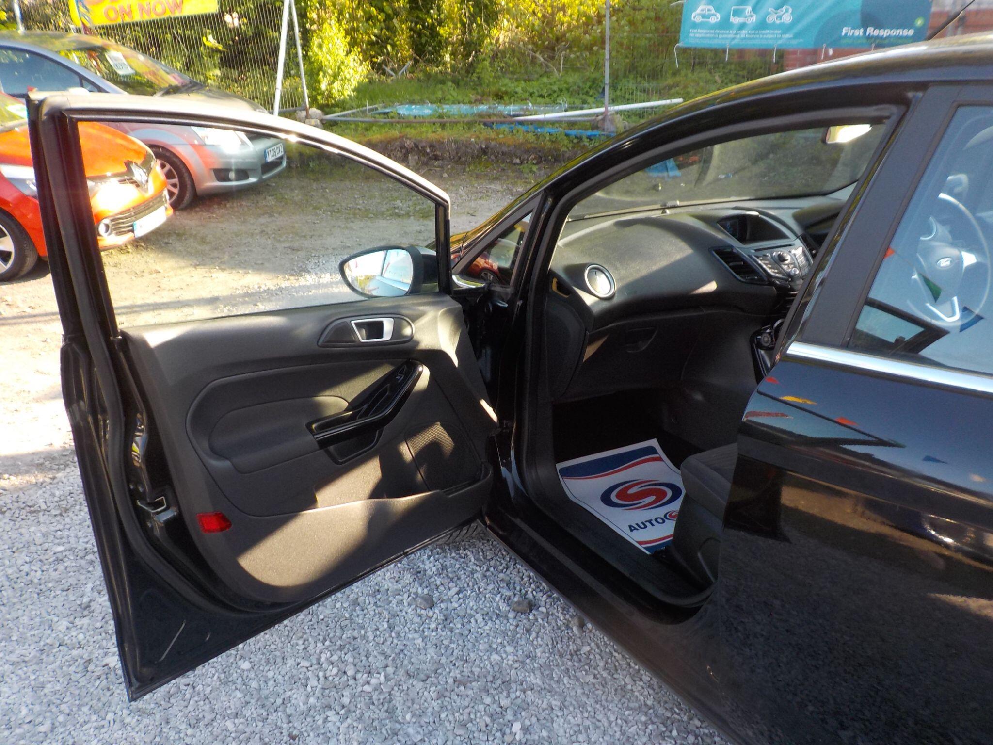Ford Fiesta 1.25 Zetec 5dr