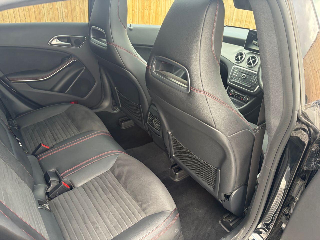 Mercedes-Benz Cla view 26