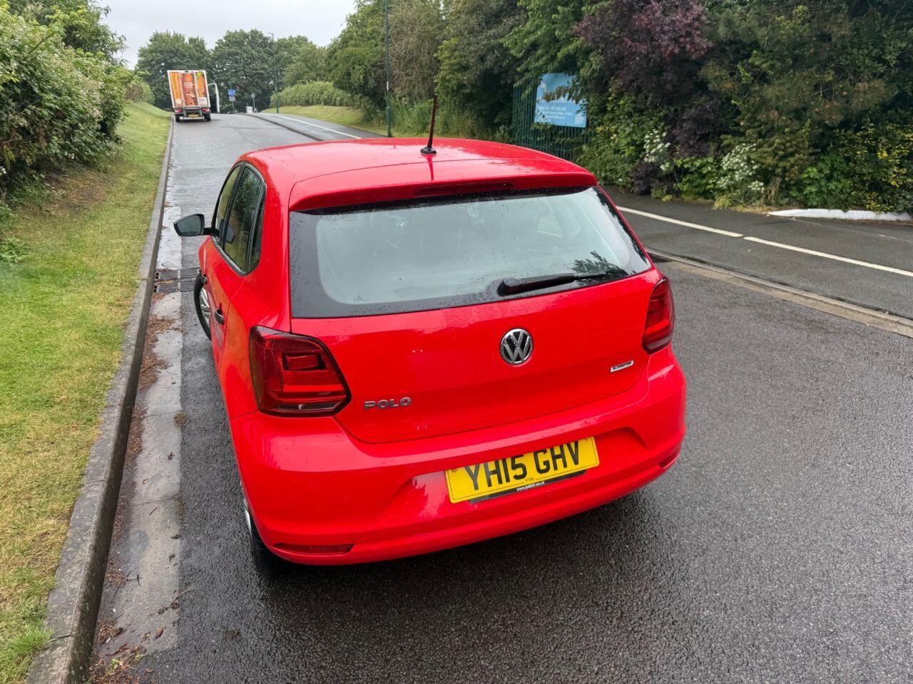 Volkswagen Polo view 8
