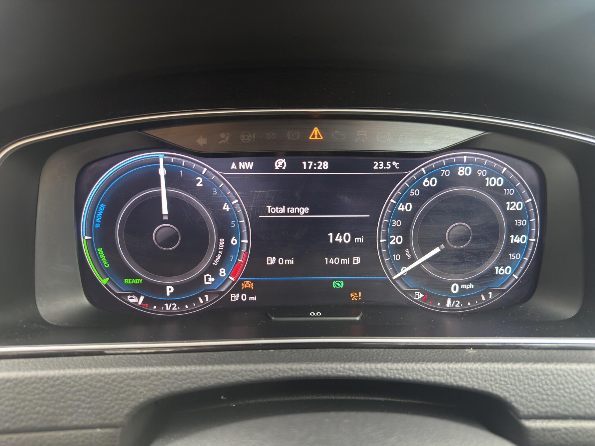 Volkswagen Golf view 16