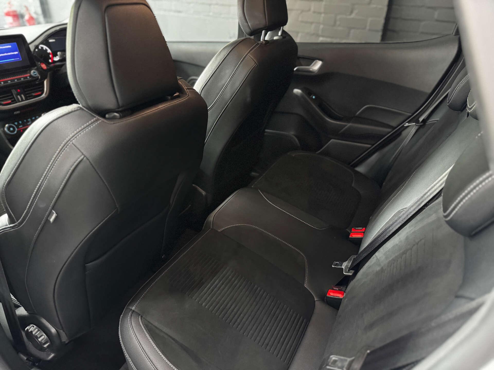 Ford Fiesta view 55