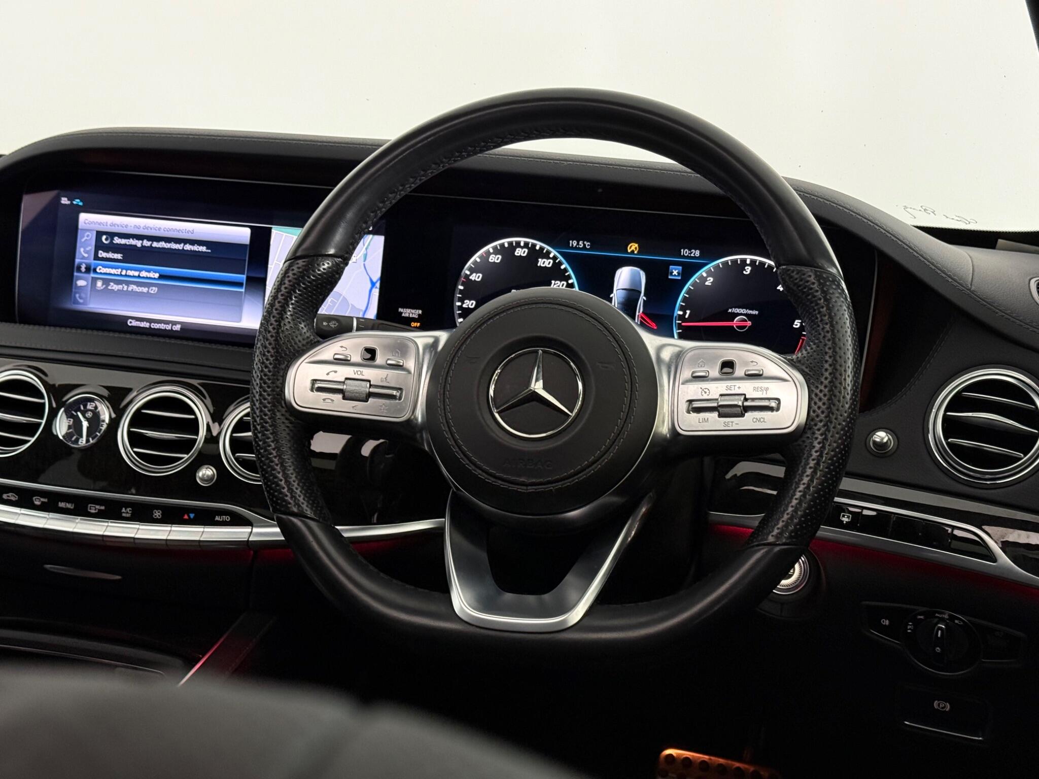 Mercedes-Benz S-Class view 3