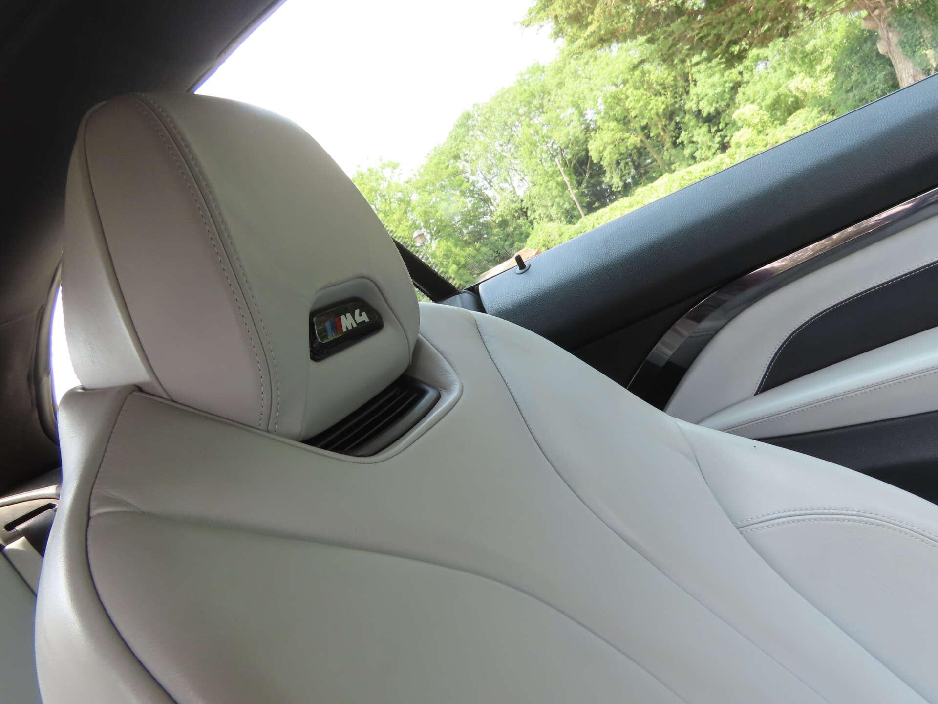 BMW M4 view 19
