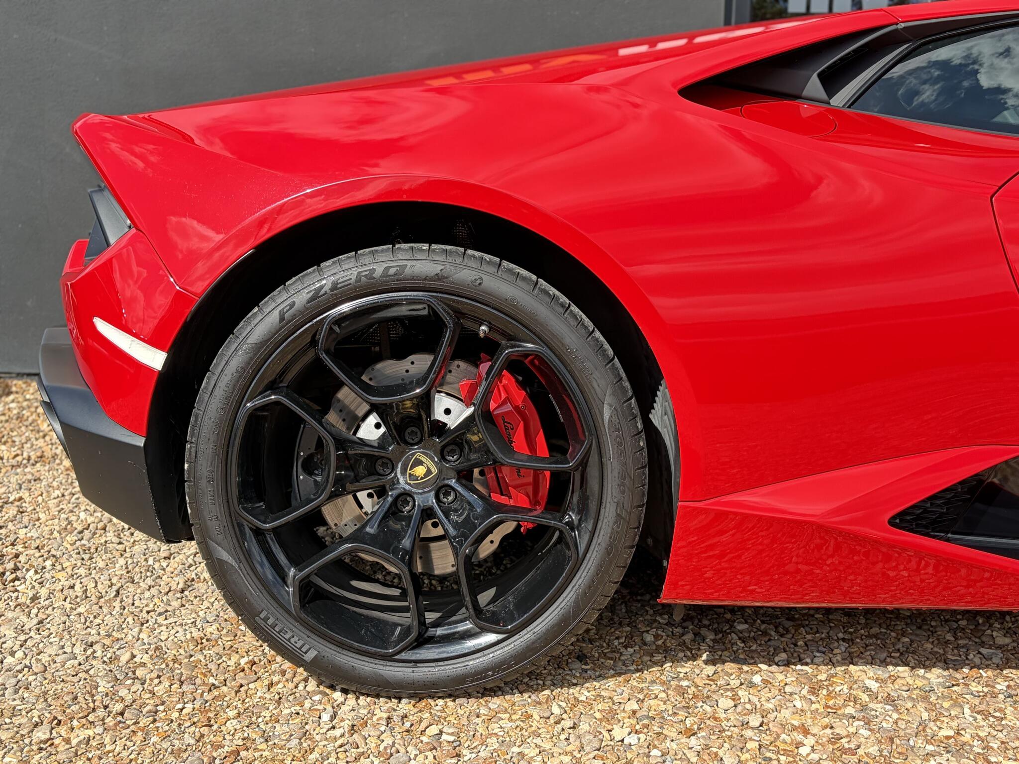 Lamborghini Huracan view 20