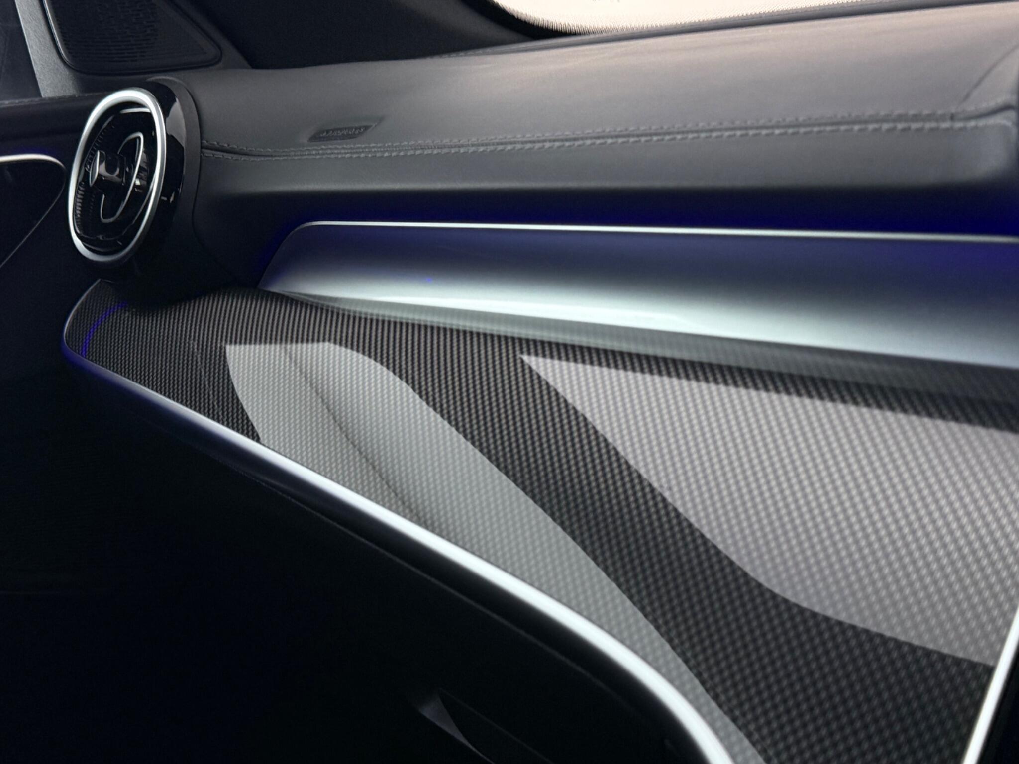 Mercedes-Benz C-Class view 43
