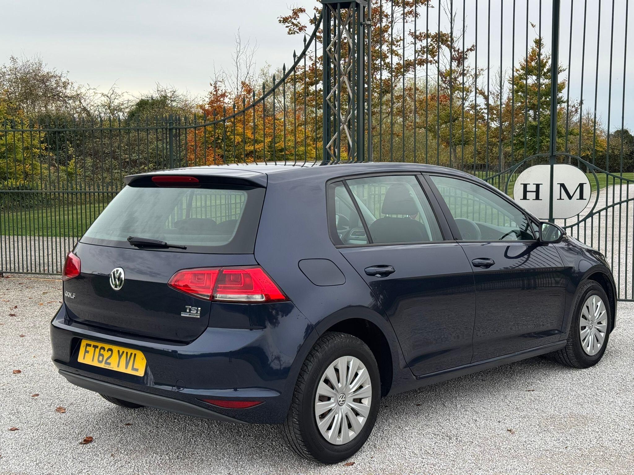 2013 Volkswagen Golf image 4